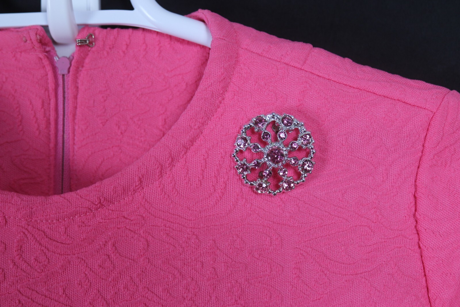 NOS w/Tags 1960’s Vintage Lorac Original Bright Pink Dress Sz 16.5 with Brooch