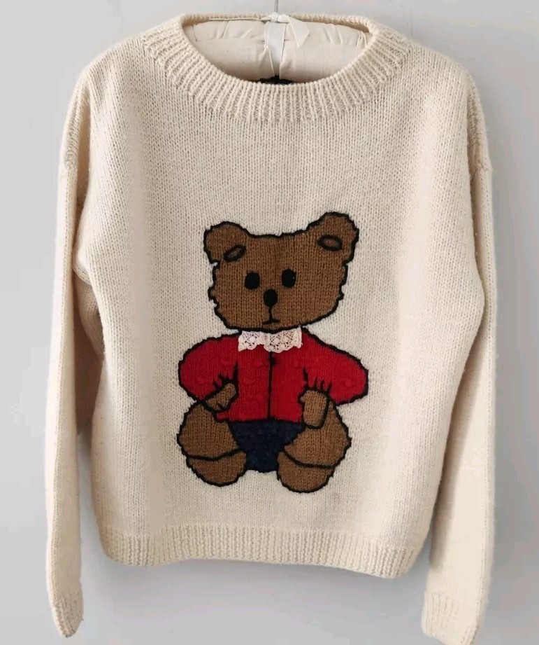 Vtg 80’s Katlean Chunky Handknit Teddy Bear Graphic 100% Wool Ivory Sweater! M