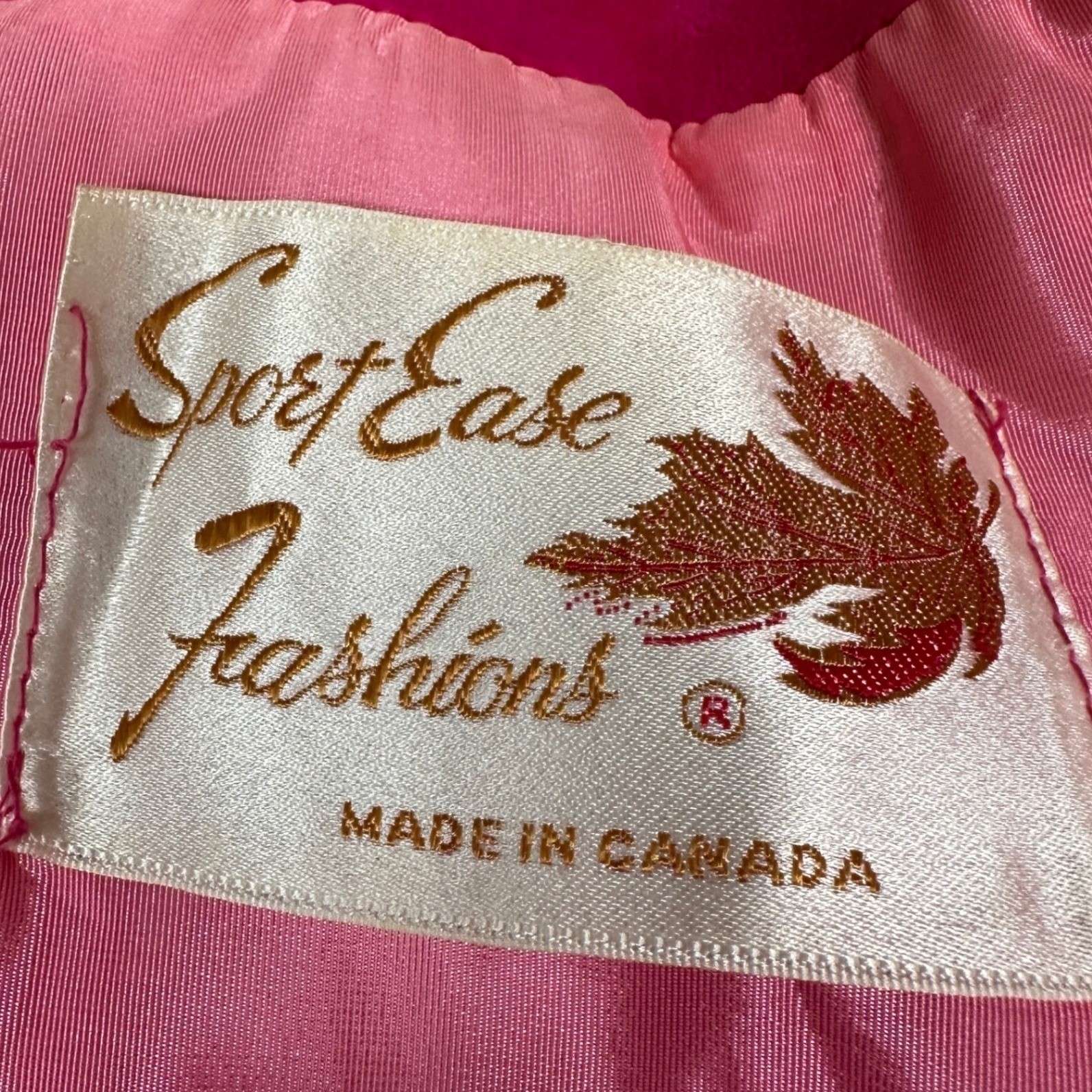 Vintage 60s retro Sport Ease Fashions Hot Pink Velvet Bow Neck swing coat 50s