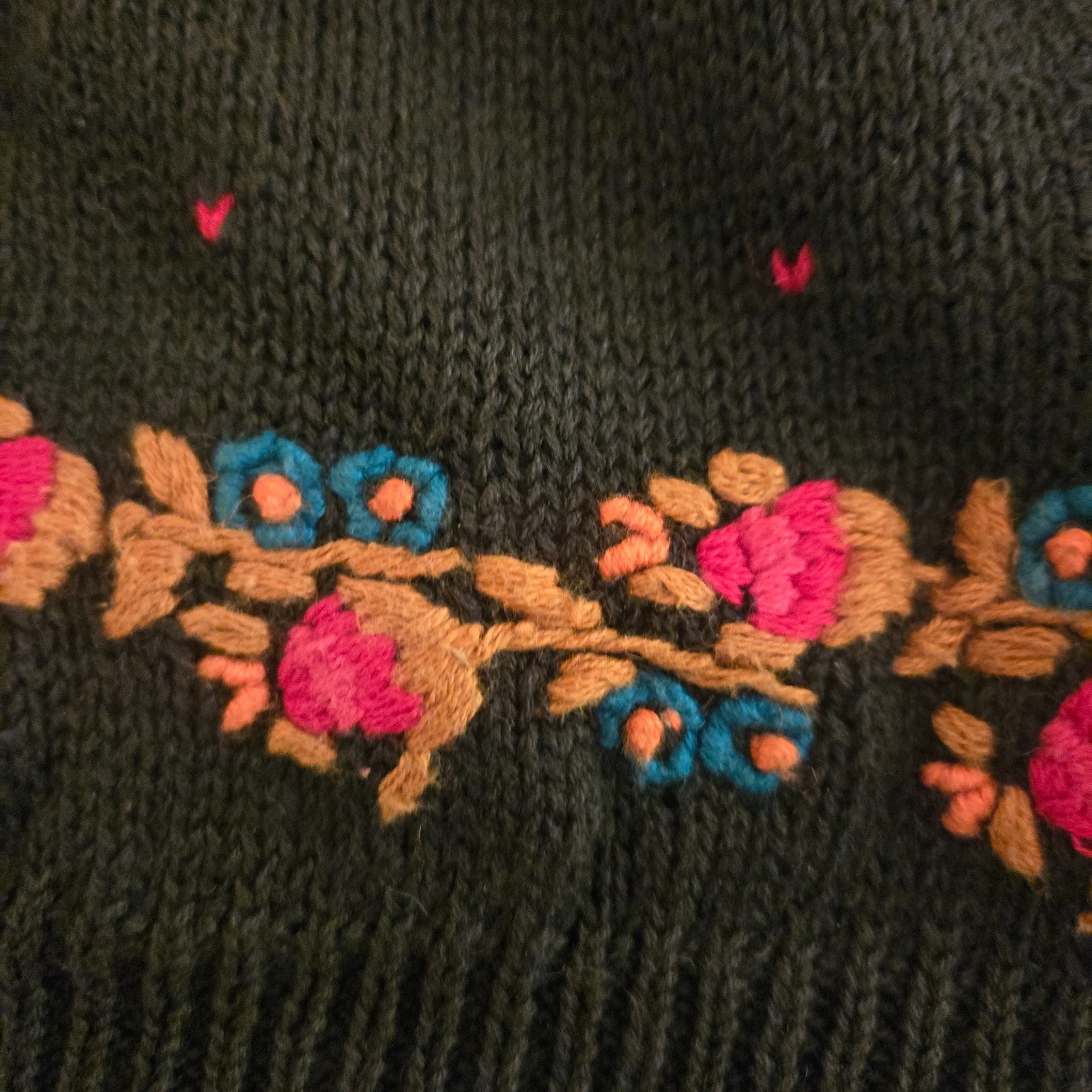 Vintage Work in Progress Gladys Bagley navy with flower embroidery sweater S