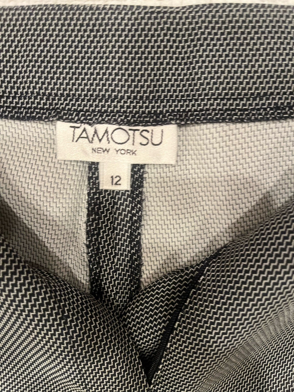Vintage TAMOTSU New York Womens Pants Suit Set Size 12 Gray Chevron Minimalist