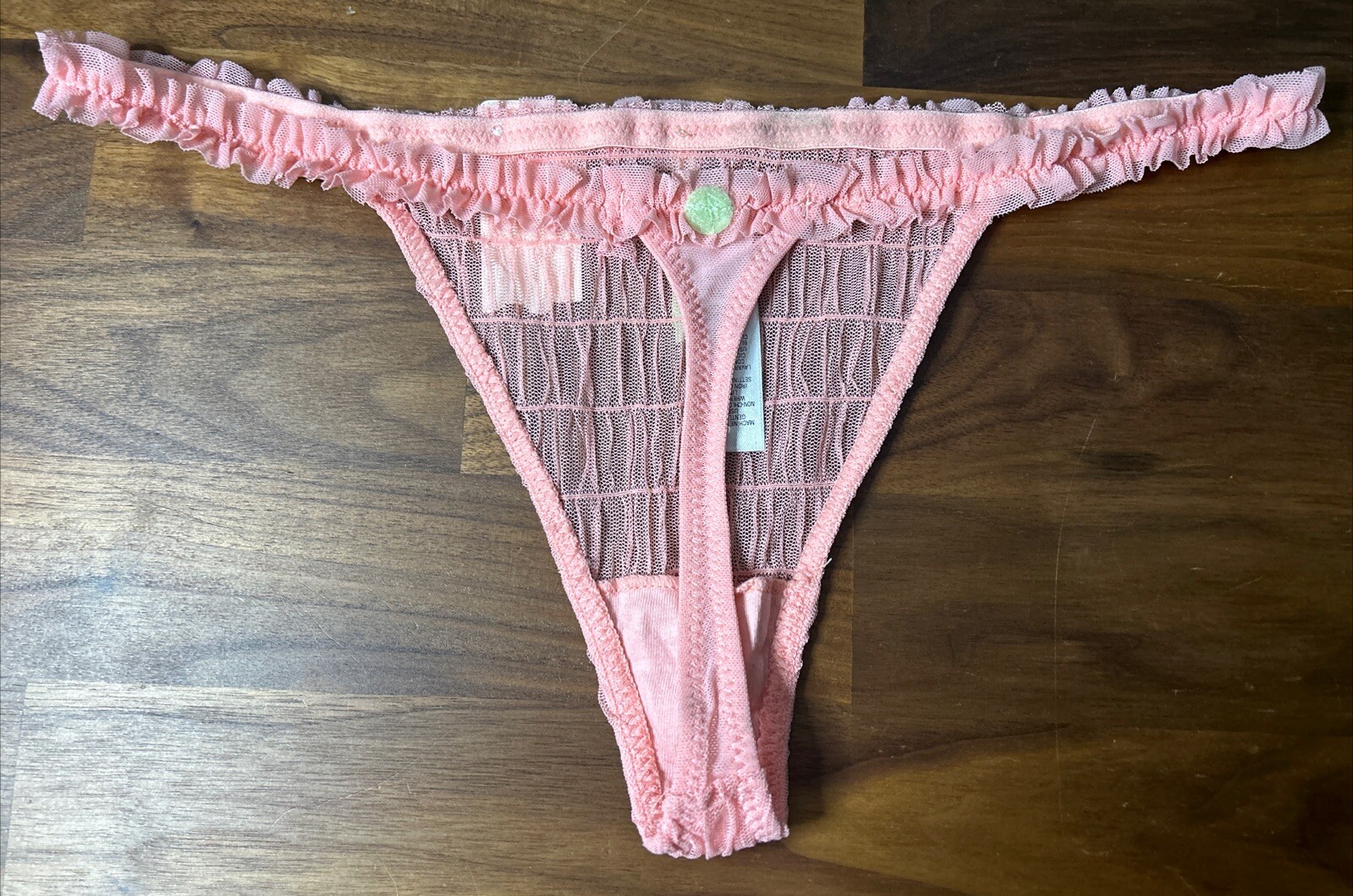 NWT Vtg Delicates Thong Chiffon Lace Frilly String Panties JCPenney Size 6 Pink