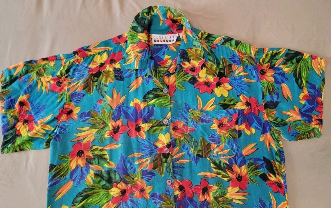 1990s Vintage Carolina Colours Button Up Blouse Hawaiian