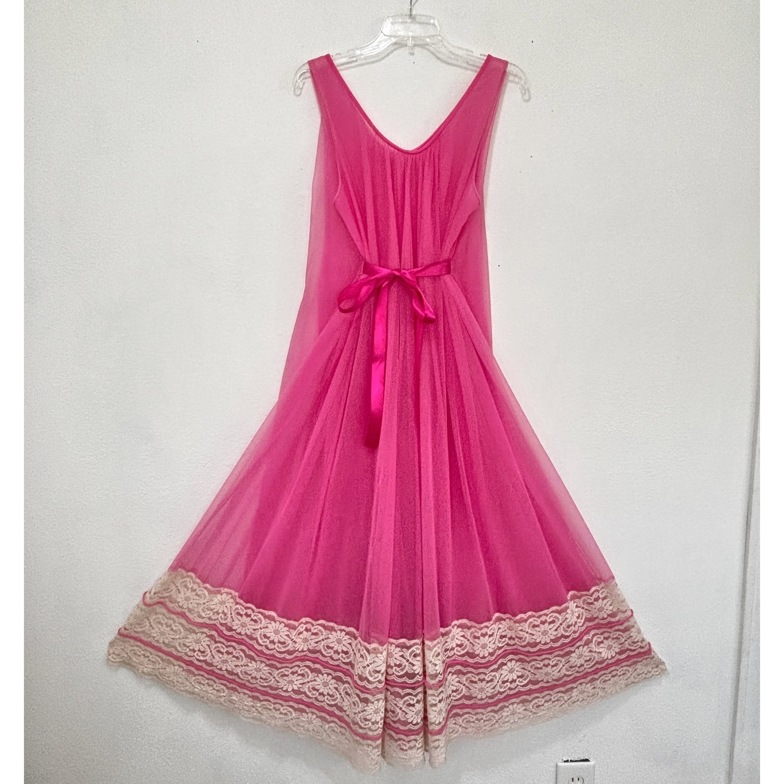 Miss Elaine Vintage Pink Double Sheer Chiffon Nightgown Large Lace Trim Fairy