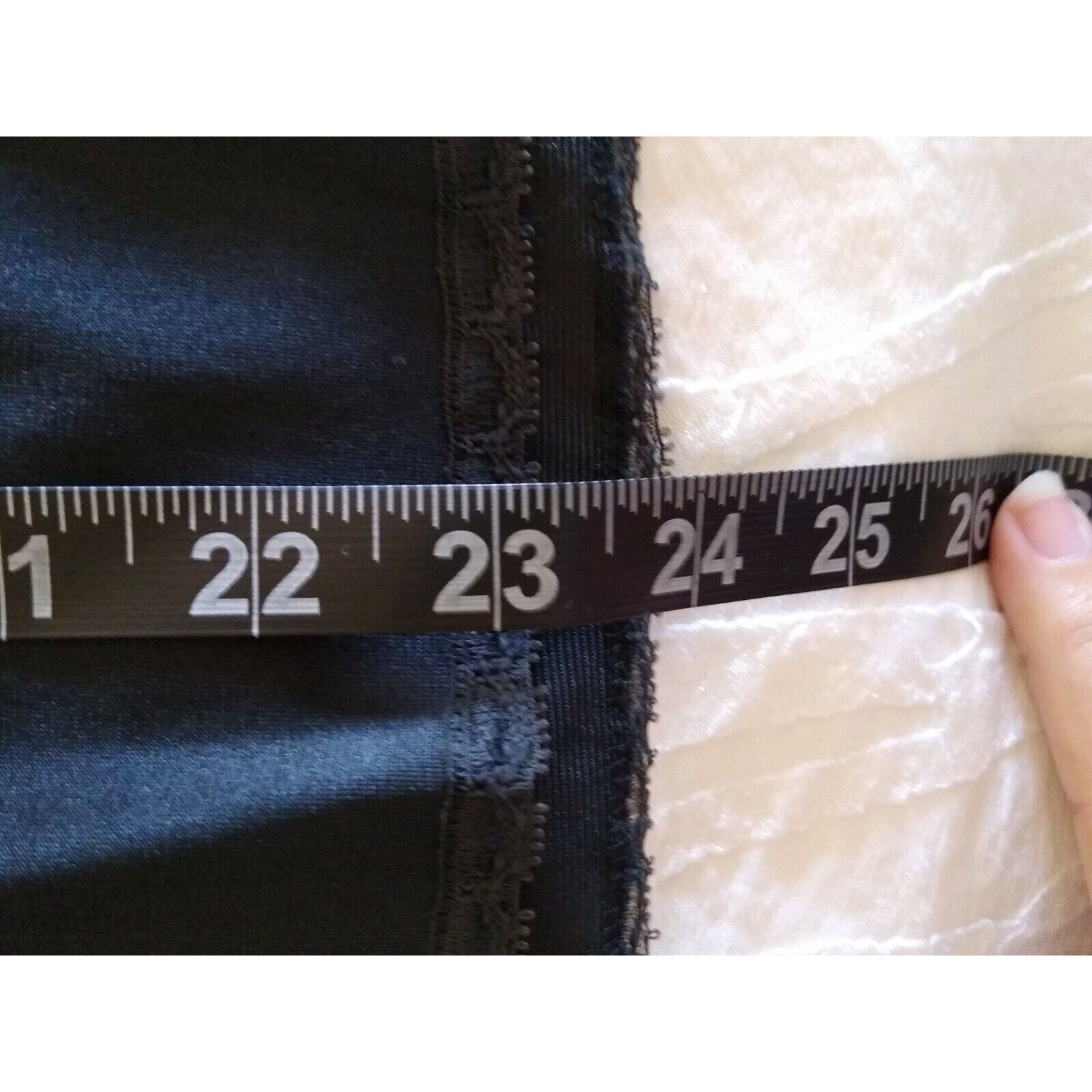 Half Slip 4002 Nylon Lace Hem Split Side 28″ Waist 23″ Length VintUnbrand Black