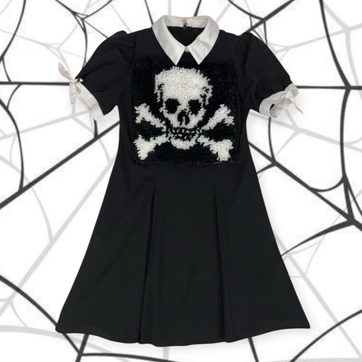 OOAK SHAG RUG PATCH SKULL BONES DRESS GOTH EMO WHIMSIGOTH PUNK VTG HALLOWEEN 10