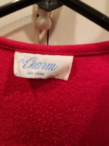 Vtg It’s A Charm USA Fleece Long Housecoat Robe Womens Red Satin Applique Sz Med