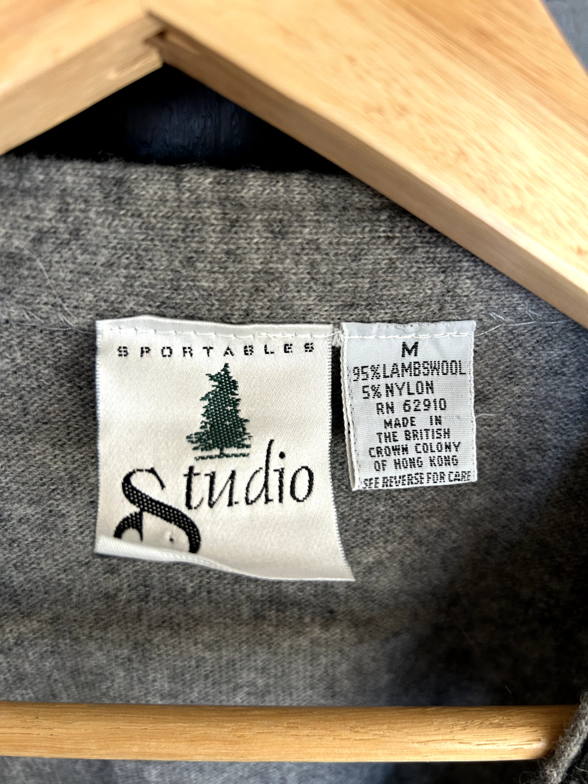 Vintage 90s Sportables Studio Lambswool Heritage Vest Hong Kong Dark Academia