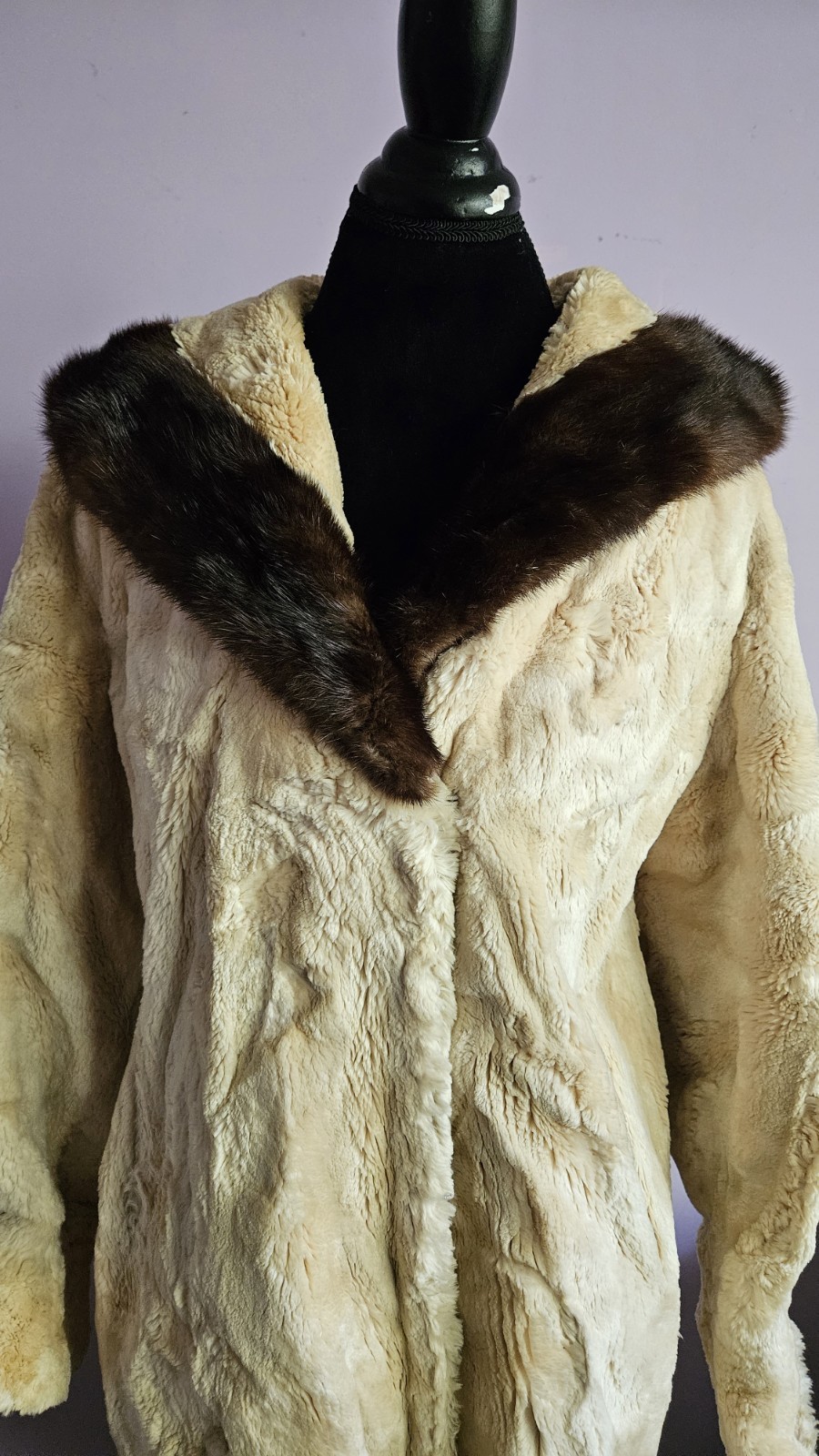 Vintage 1950s Schiaparelli Paris Blonde Rabbit Fur Coat Designer + Stole