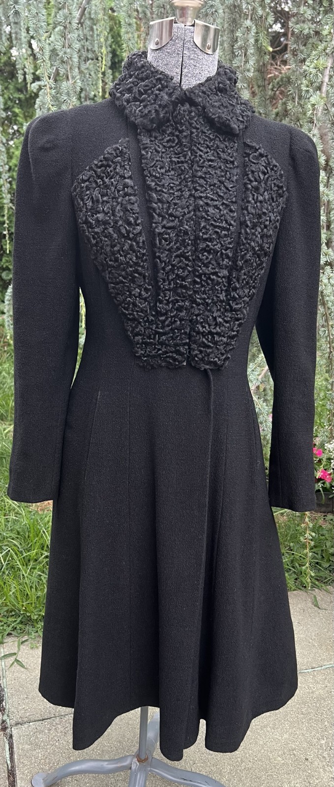 VINTAGE 1940’s ART DECO BLACK WOOL PERSIAN LAMB FUR COAT