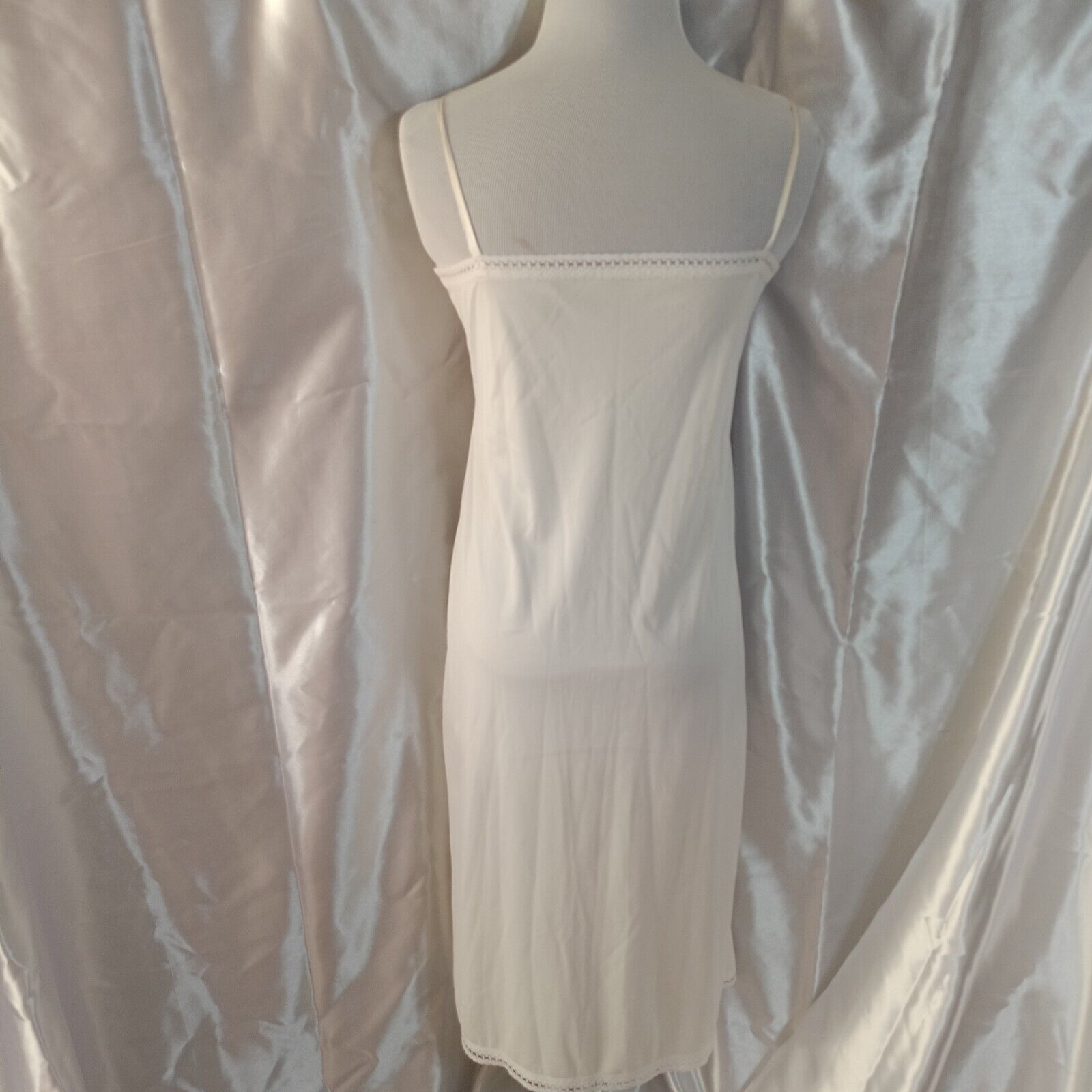 Vintage Leading Lady Sexy Full Slip Lingerie White Nylon Made in USA Size 38