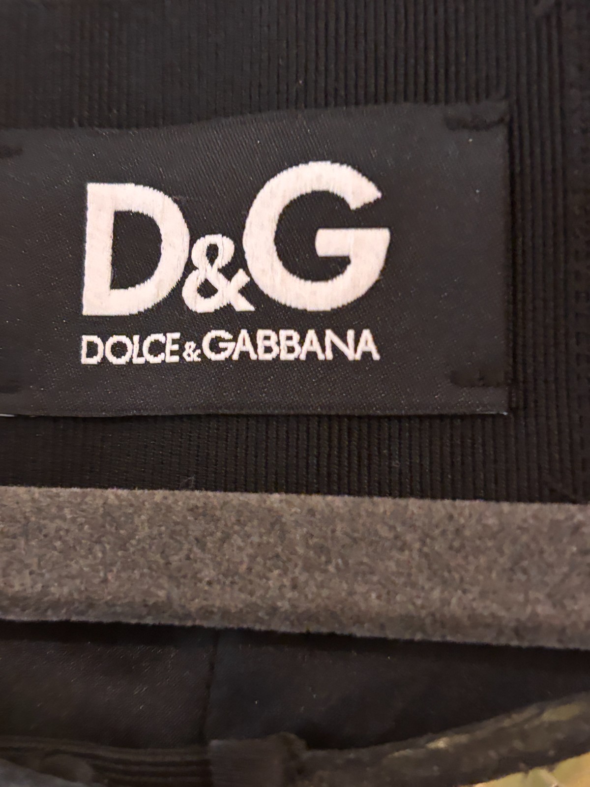 RARE 90s VTG D&G Dolce Gabbana Gold Sequin Jacket Black Trim Italy 40 COA Small