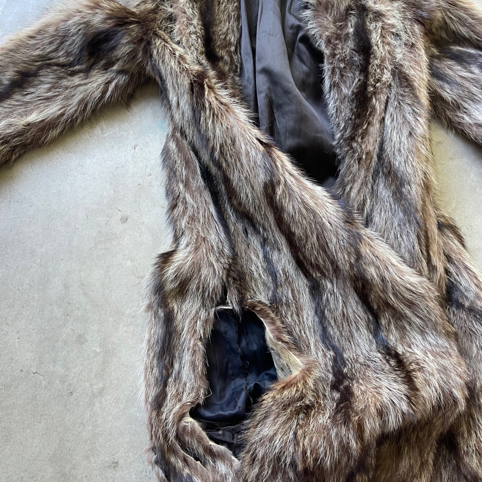 Alixandre New York Vintage Raccoon Fur Coat Brown Grey Shawl Collar Mid Length