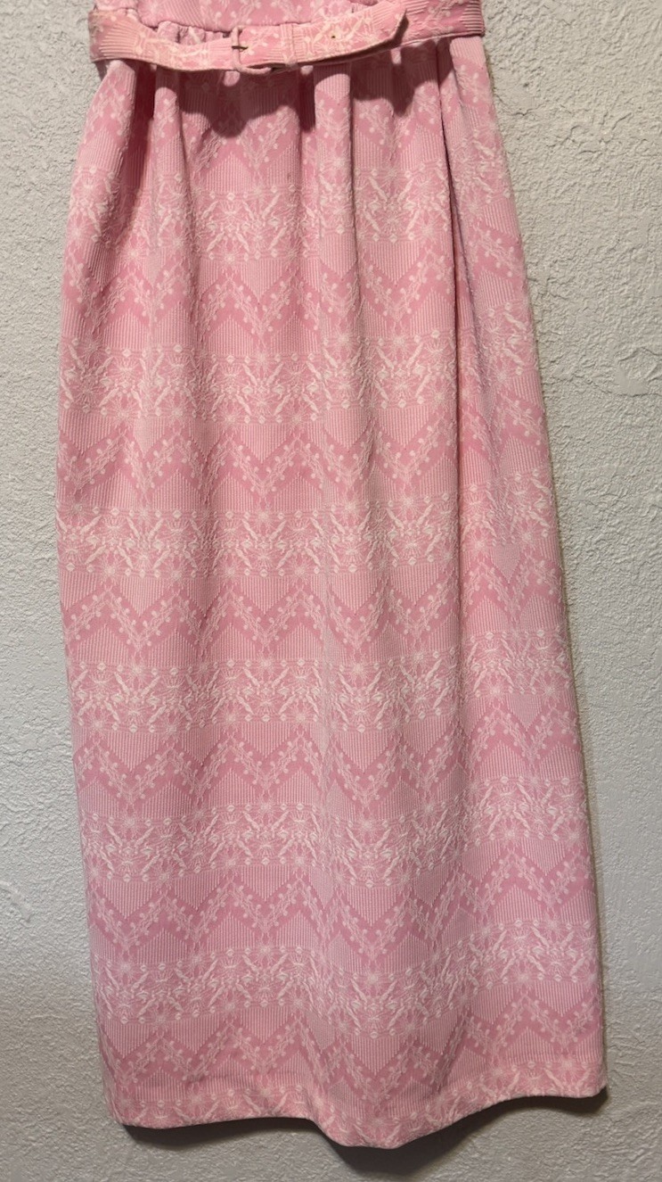 Vintage Women’s Toni Todd Pink Textured Sleeveless Formal Maxi Dress With Belt