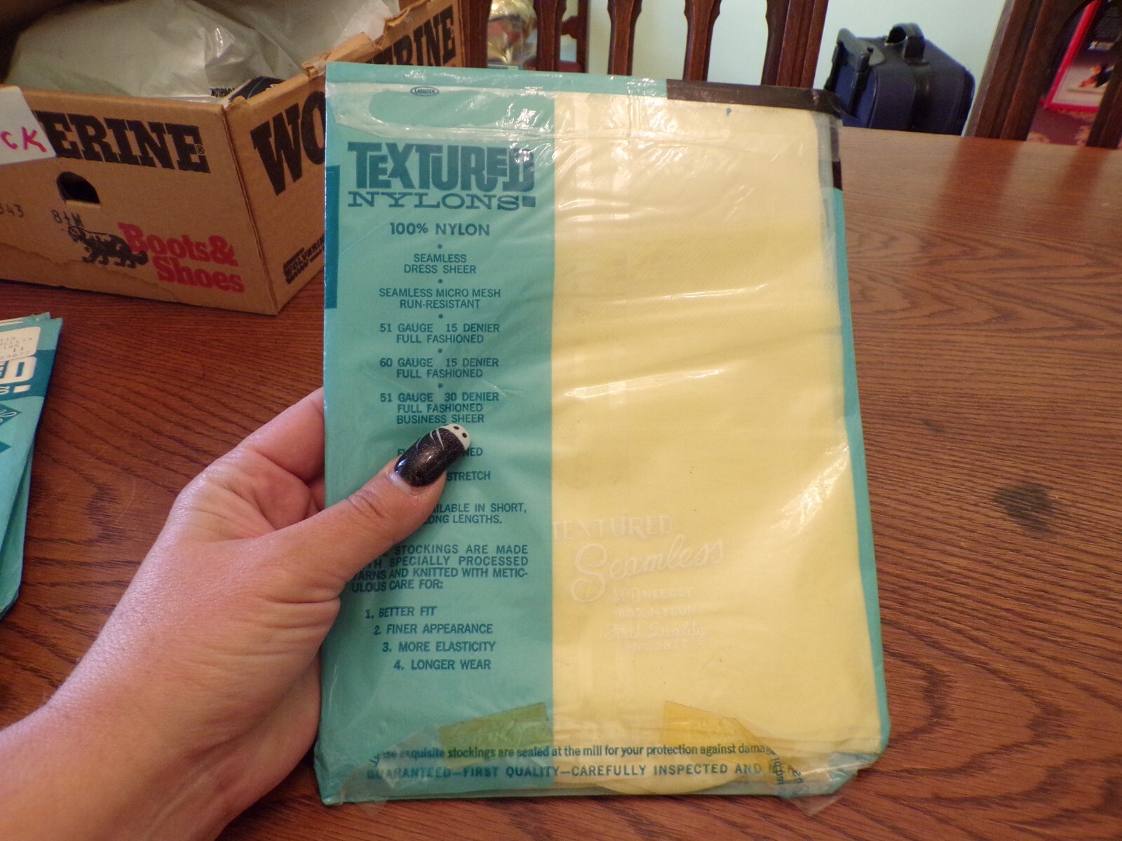 VTG New Elizabeth Ann Textured Nylons Golden Hue Size 10 1/2