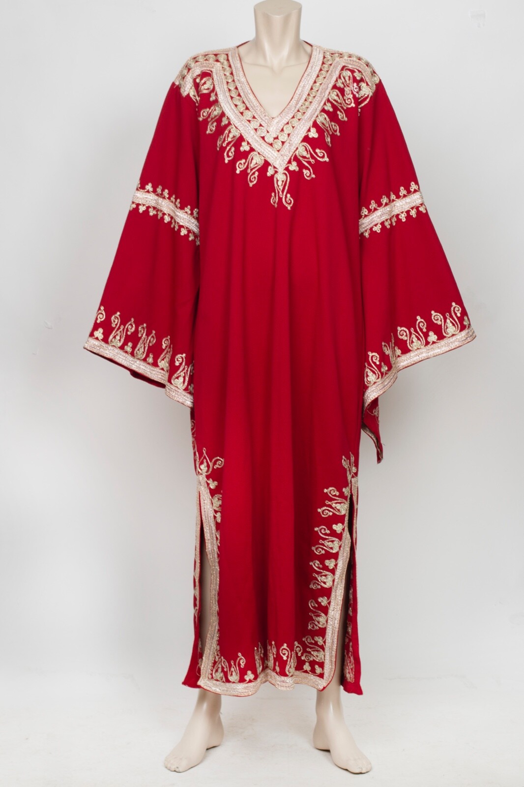 Kaftan, Women, Royal Red, Moroccan, Vintage, embroidered, elegant, V neck, Long