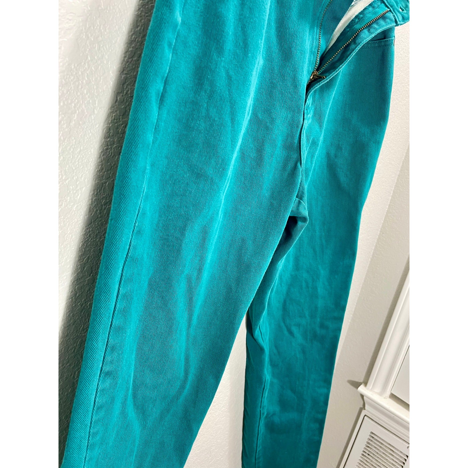 Vintage 80s Eddie Bauer Teal High-Waist Jeans 28″ Waist Outdoors Western