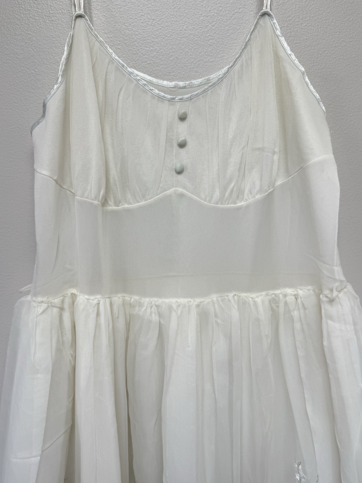 Vintage LAROS Womens 👗 Peignoir Spaghetti Strap Fit Flare Embroider Sz34 READ