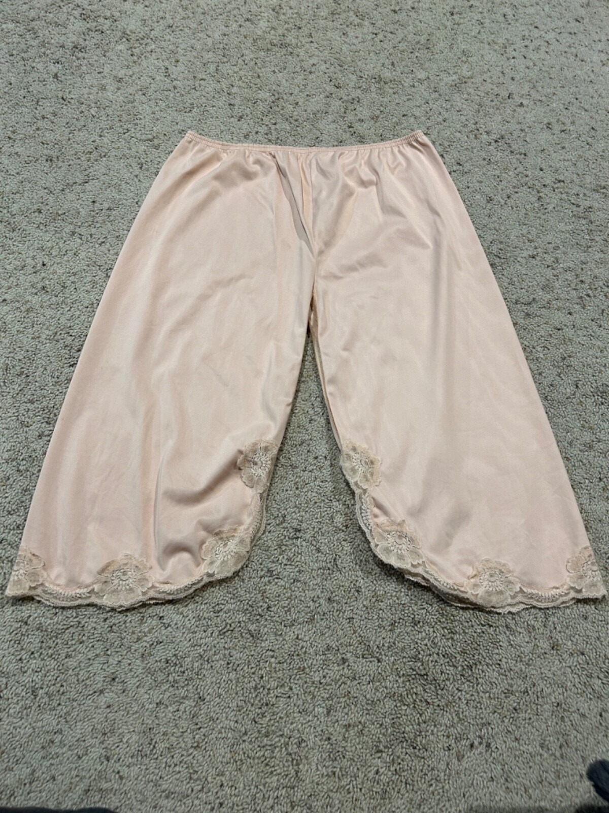 Vintage BLUSH sz M 24” Half Slip Lace DOUBLE SLITS Sides or Front/Back PEACH Z24