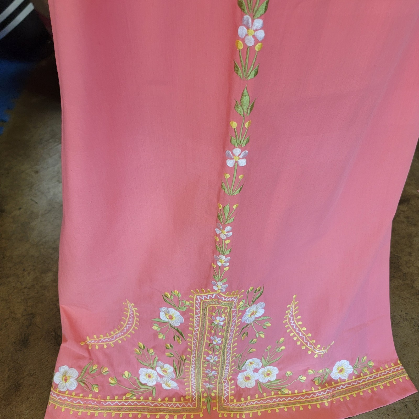 Vintage Angel Wing Embroidered Kaftan Apricot Peach Dress M