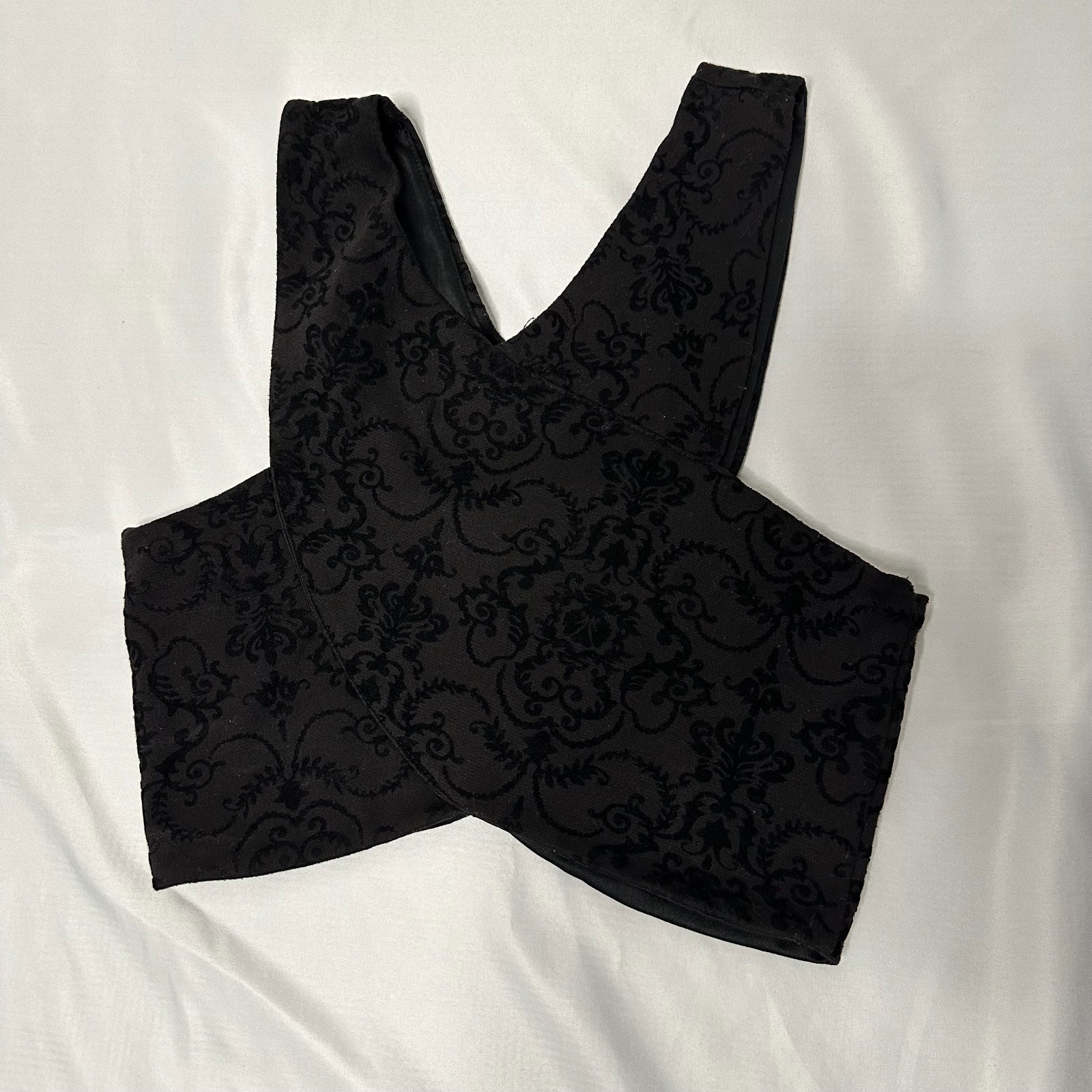 Vintage 90s Y2K Goth Arden B Black Velvet Crop Top Small Women Clubwear Filigree