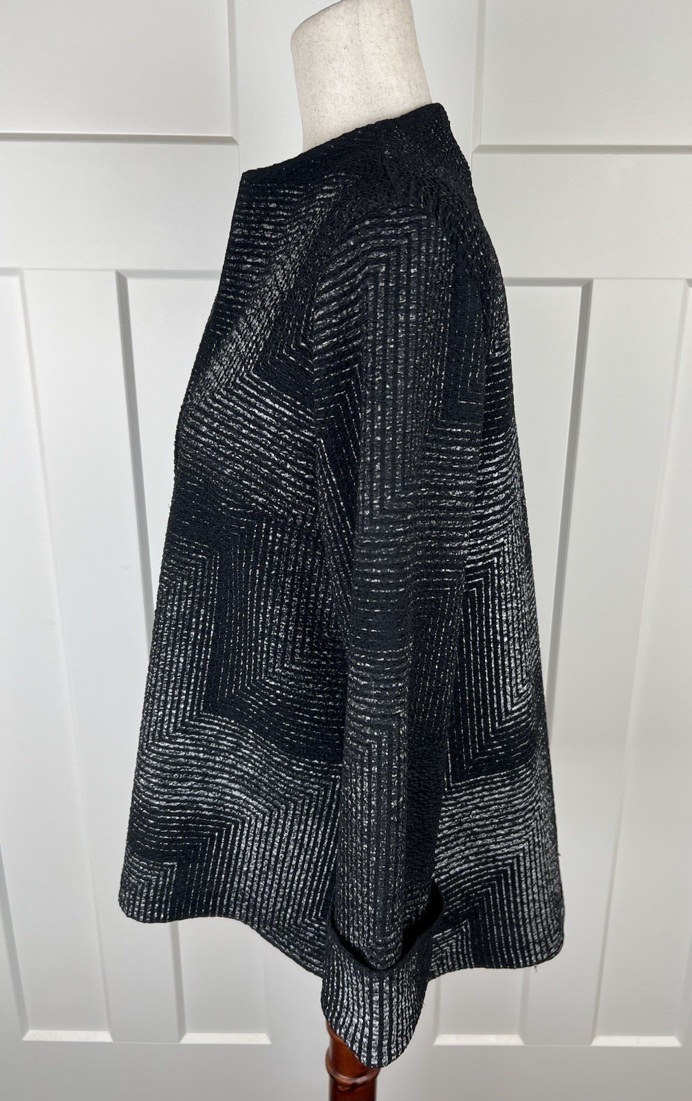 Vintage Joseph Ribkoff Black Silver Textured Knit Jacket Asymmetrical Canada 4