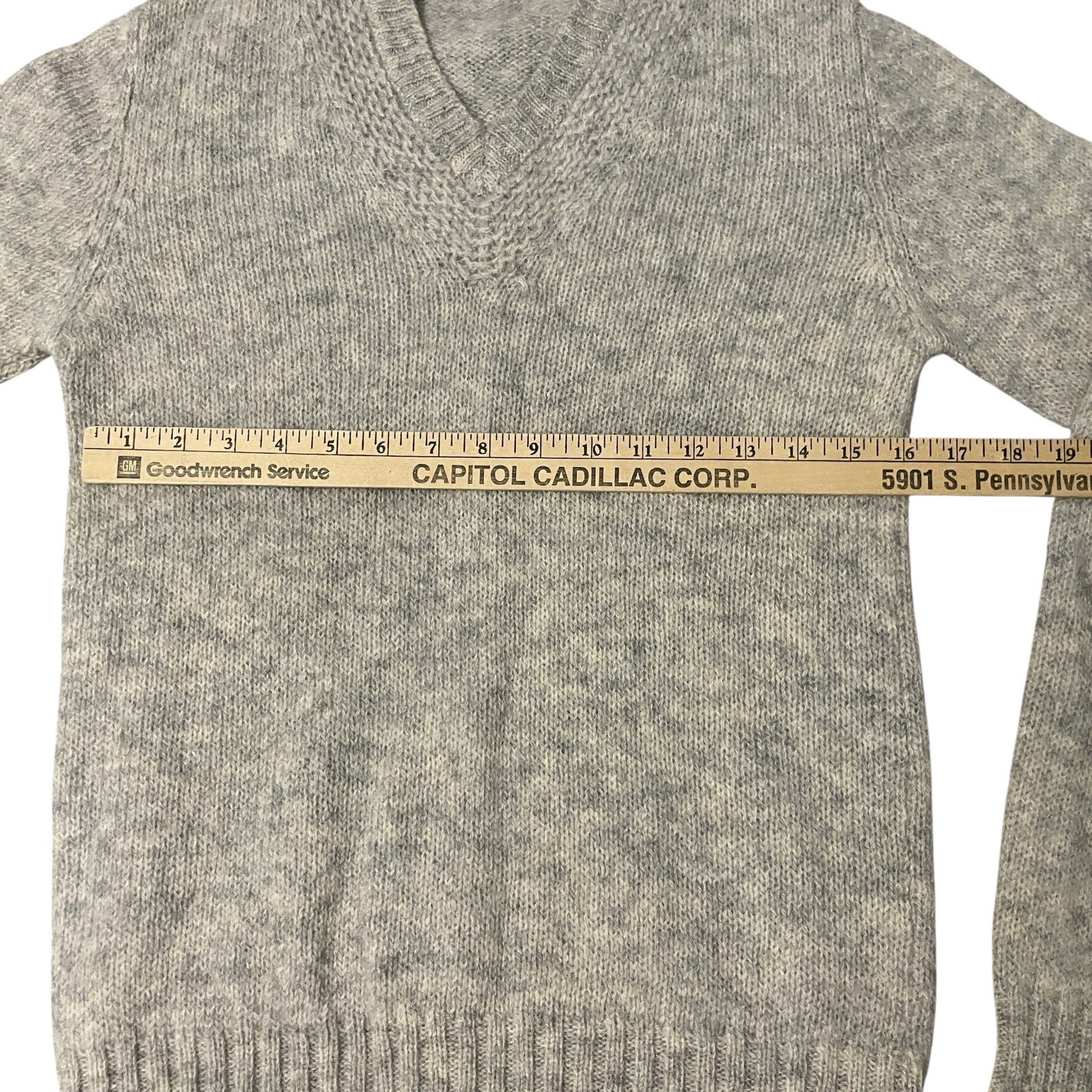 Shetland Wool Sweater Women’s Scotland Sz 38 Jumper Robert Scott Beige V-Neck