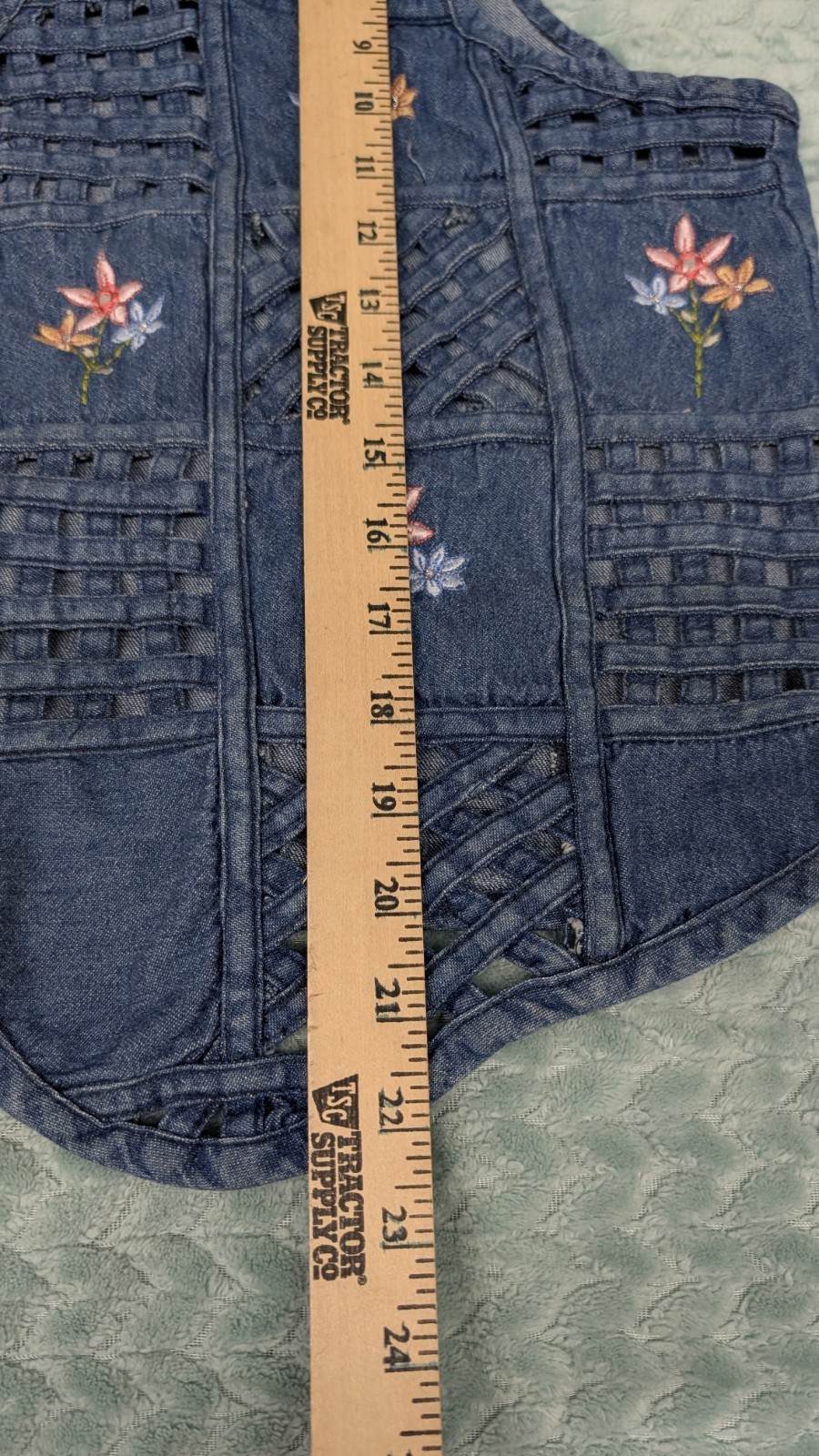 Vintage Bobbie Brooks Basket Weave Floral Embroidered Denim Vest Size Large