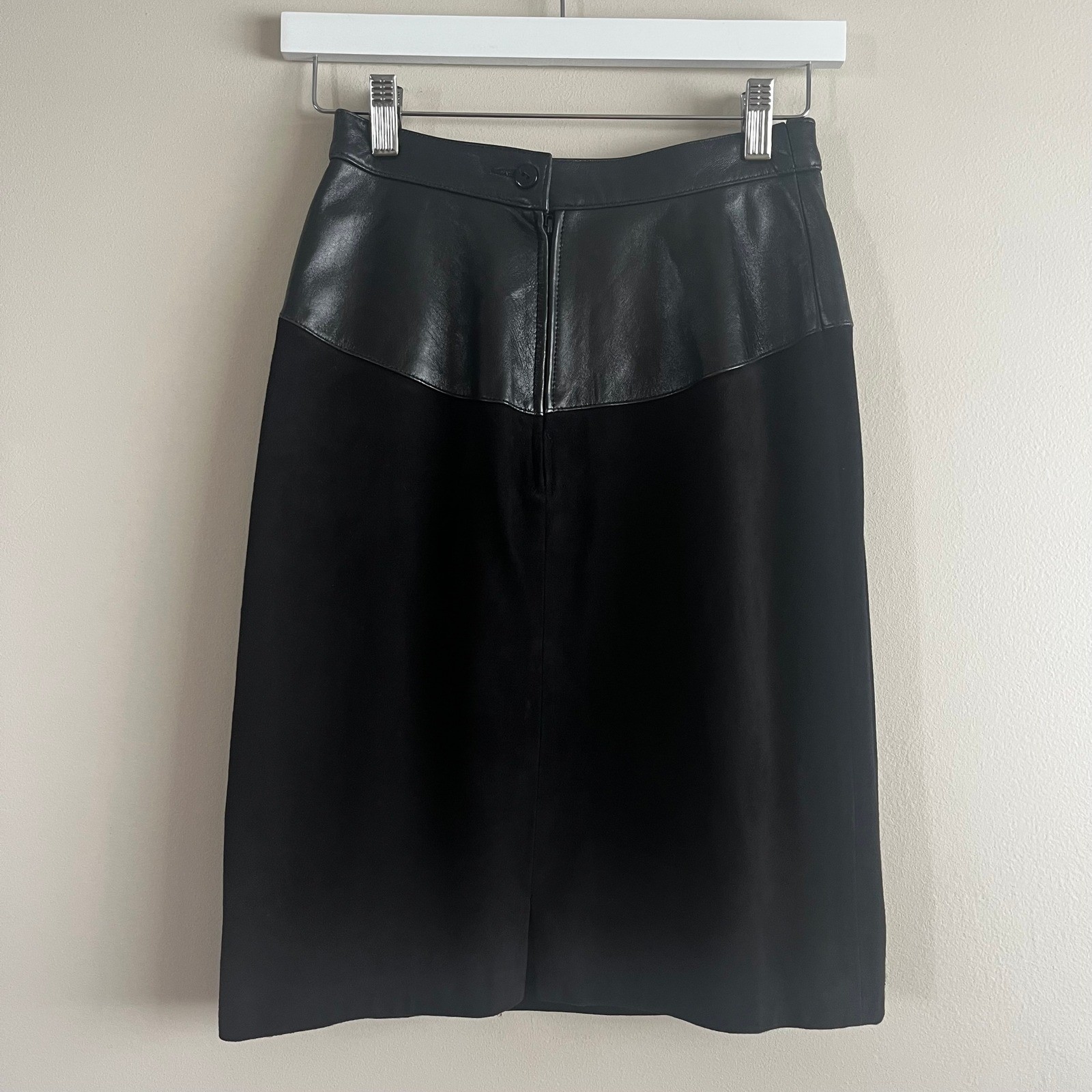 Vintage Saks Fifth Avenue lamb suede leather pencil skirt 6 black mixed media