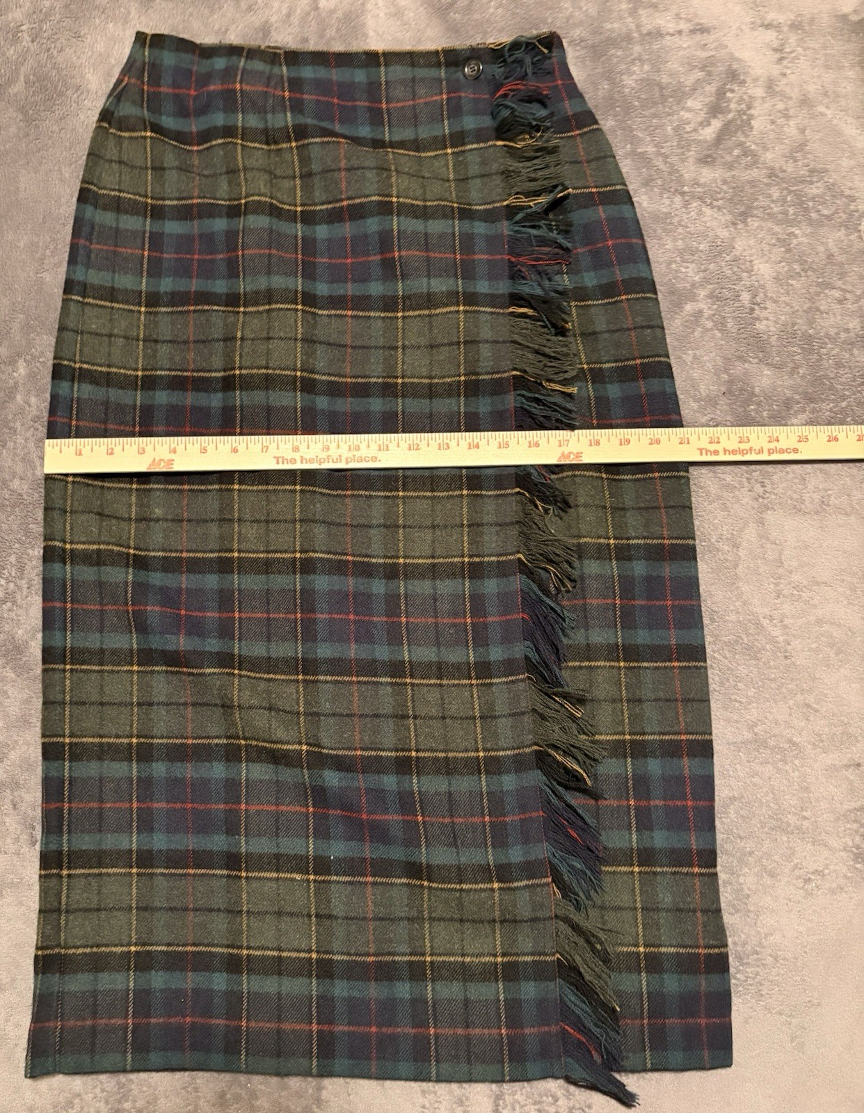 STUDIO WORKS PLAID WOOL BLEND. SZ 10, FULLY LINED, LONG SKIRT