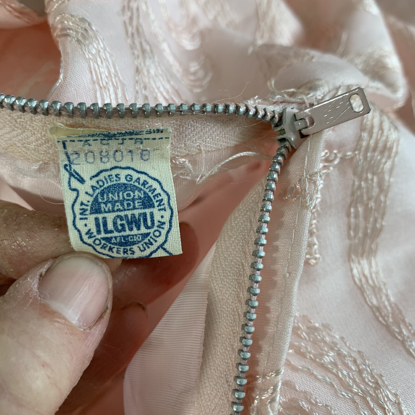 Vintage 1950s Pink Embroidered Sheer Peplum Cocktail Evening Dress Size M/L