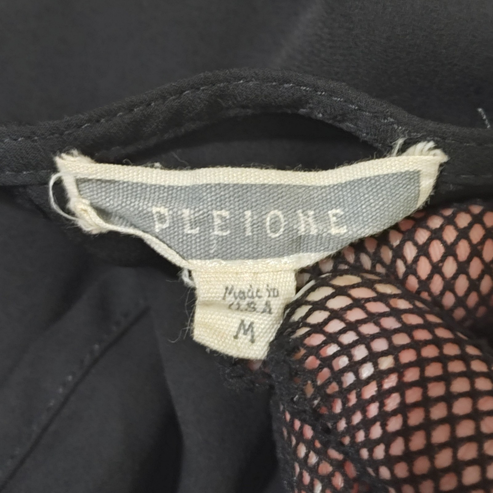 Vintage Pleione Black Chiffon Sleeveless V-neck Keyhole Back Blouse