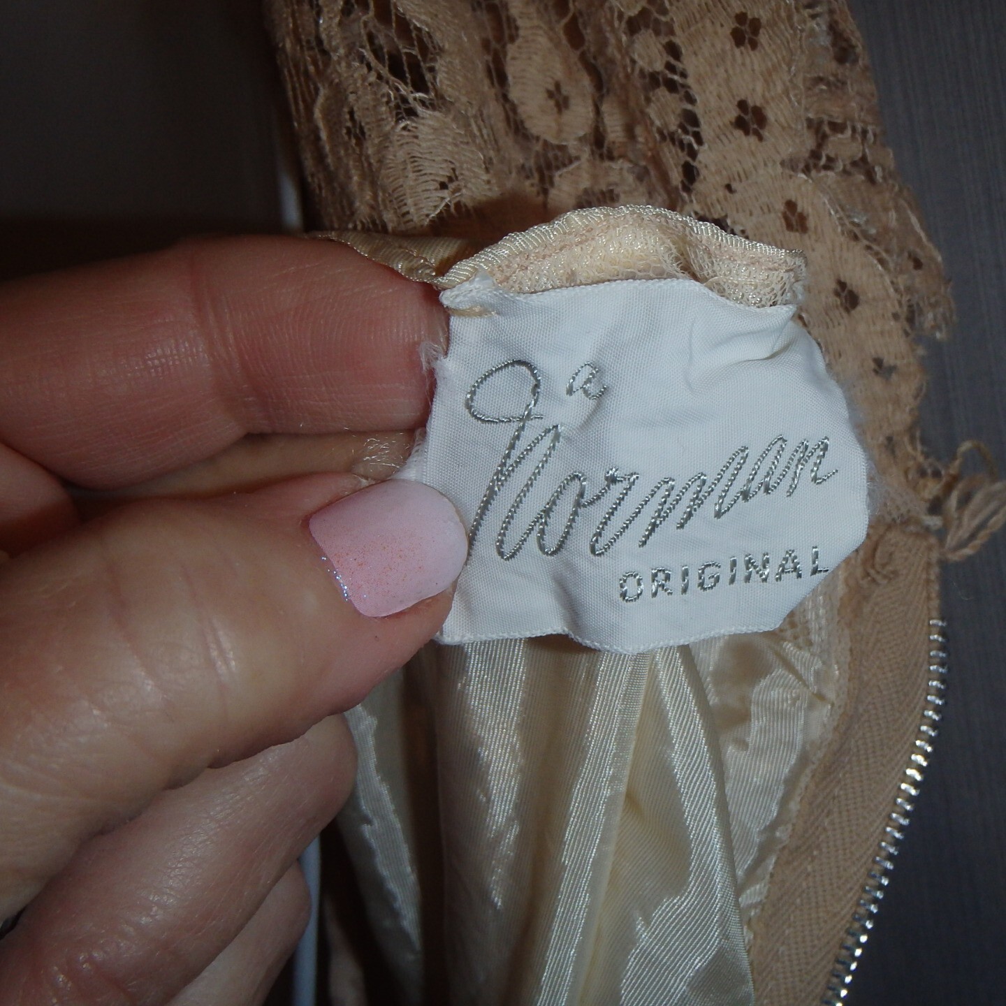 Vtg 60s Ivory Lace Cocktail wiggle dress gown Norman Original Sz small 8
