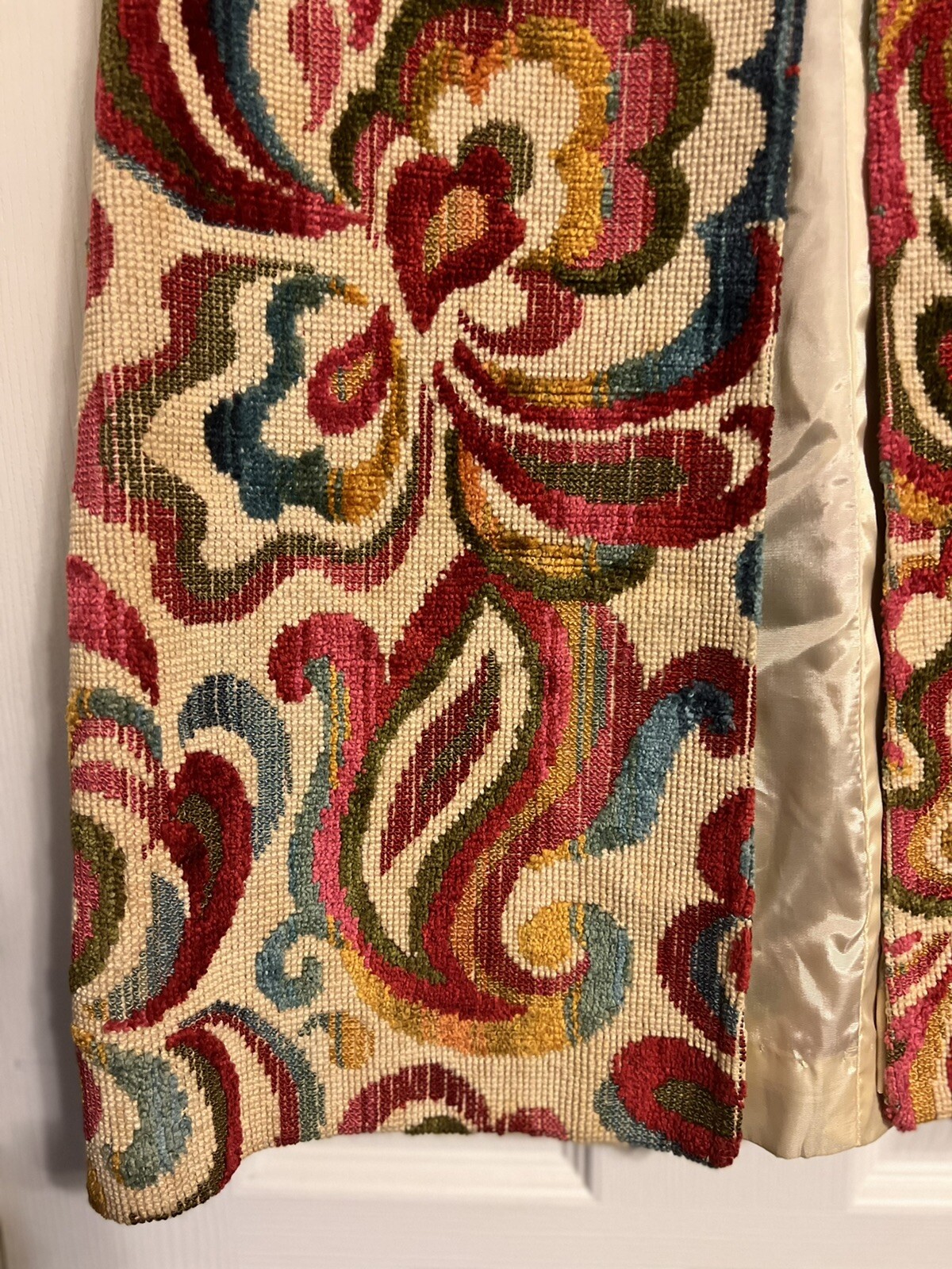 VINTAGE 70’s TAPESTRY OPEN VEST SIZE 7-8 TUNIC LINED SLEEVELESS HIPPIE RARE FIND