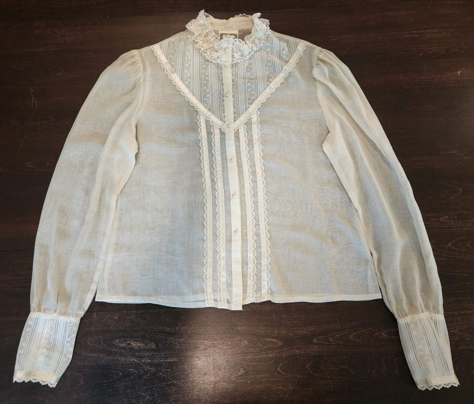 Vintage Jessica’s Gunnies Victorian Blouse Ivory Button Cuff Lace Women’s Size M