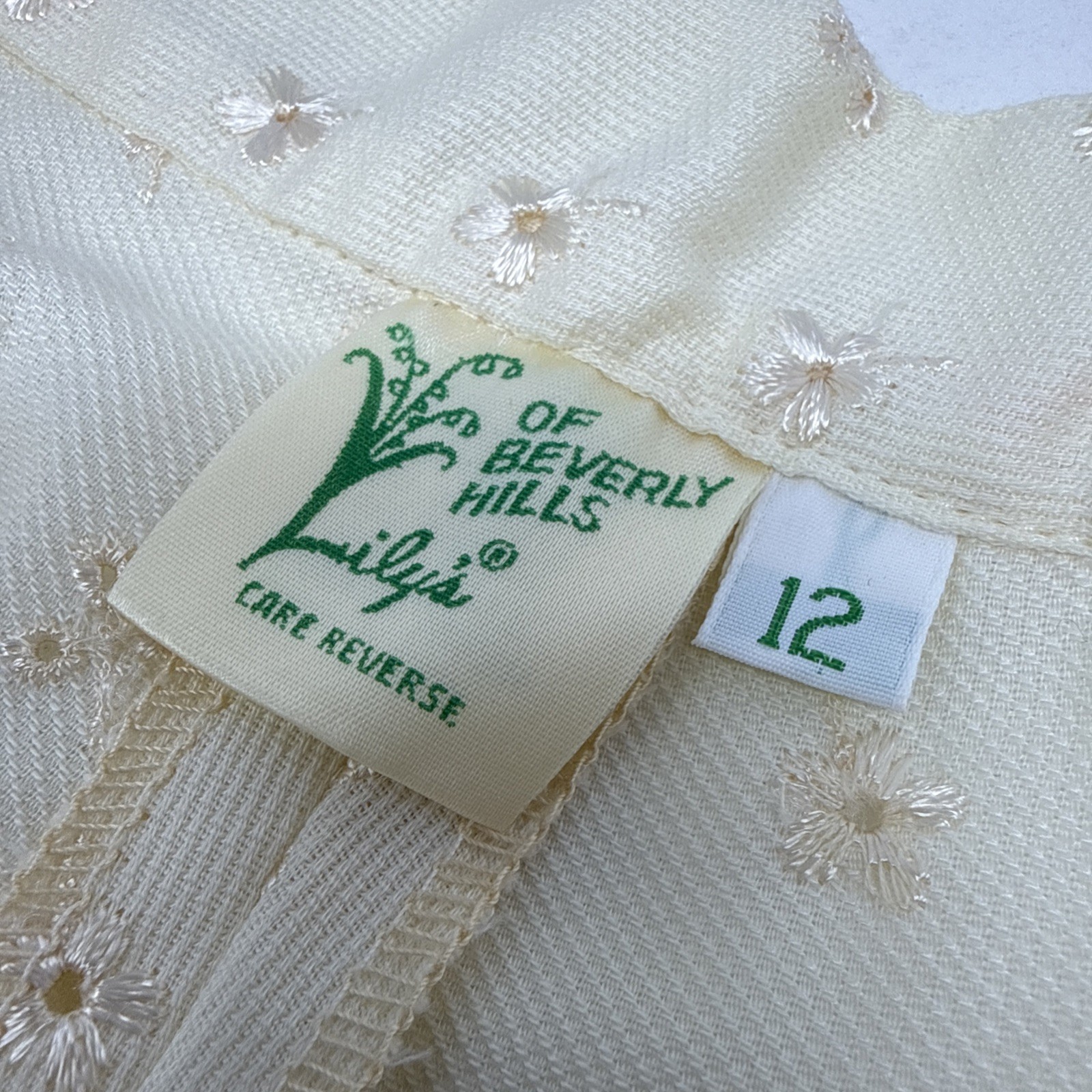 Vtg NOS Lily’s Beverly Hills 28”SHORTS ~ Hana Vanek Embroidery 60/70s Deadstock