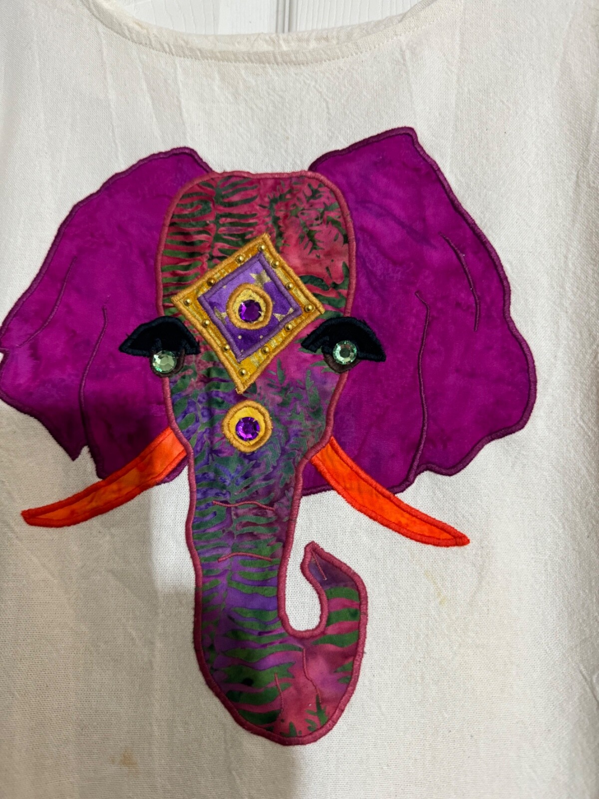 Alfredos Wife 2 Pc Set Wide Leg Bottom With Beautiful Elephant Applique