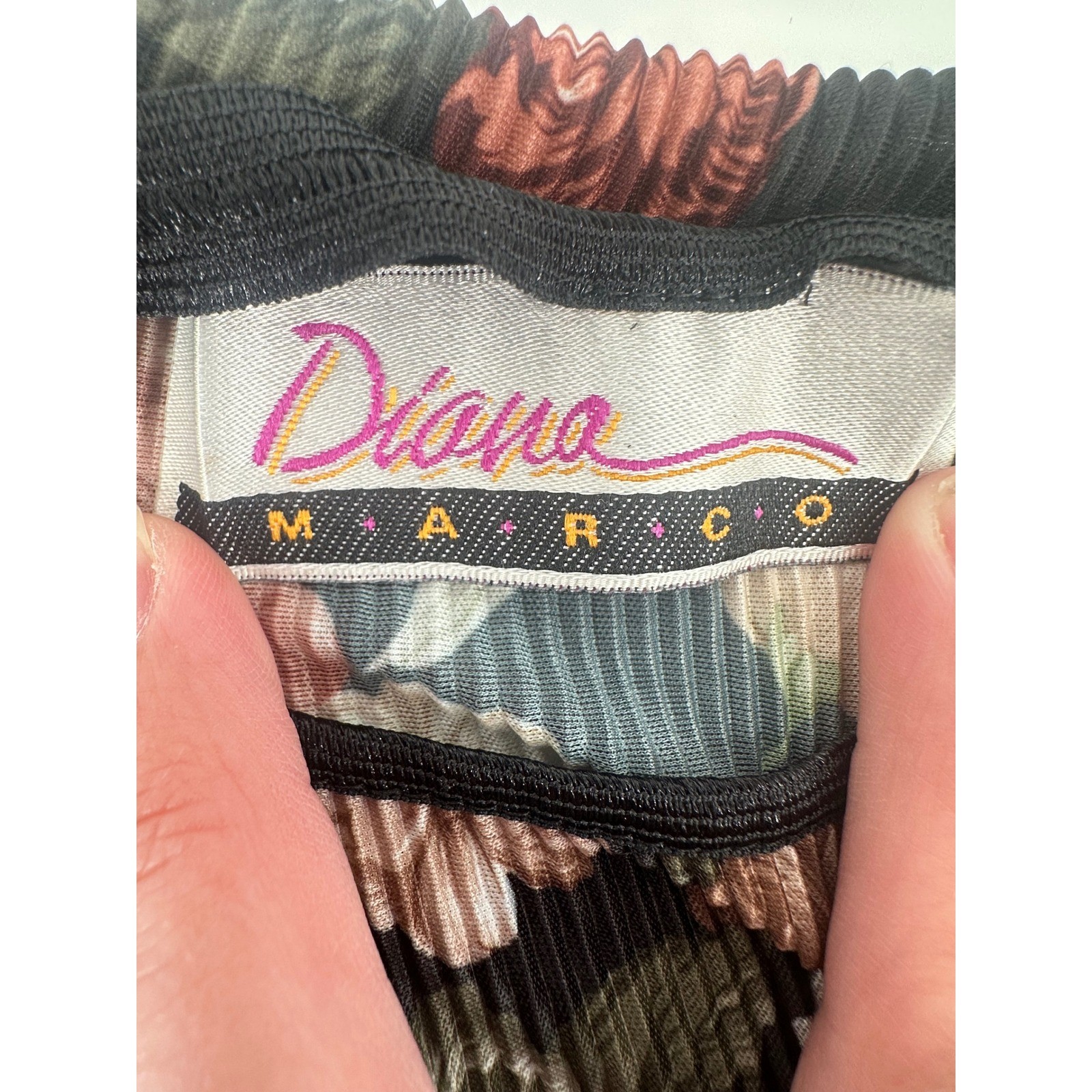 Vintage Diana Marco Floral Pleated Long Sleeve Blouse Size 18/20 USA Feminine