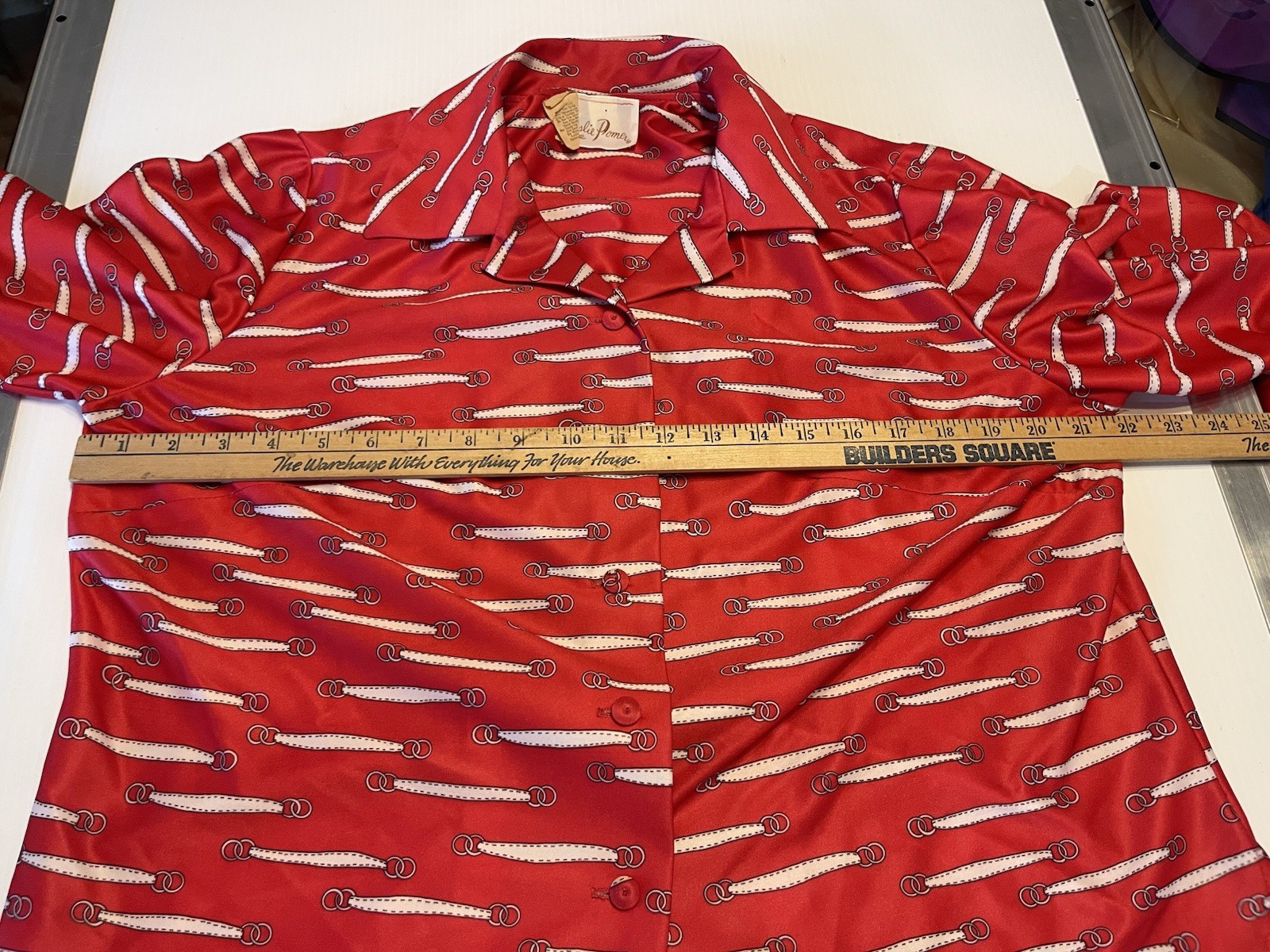 Vintage Leslie Pomer Red Graphic Button Up Blouse Pointed Collar 43 Bust