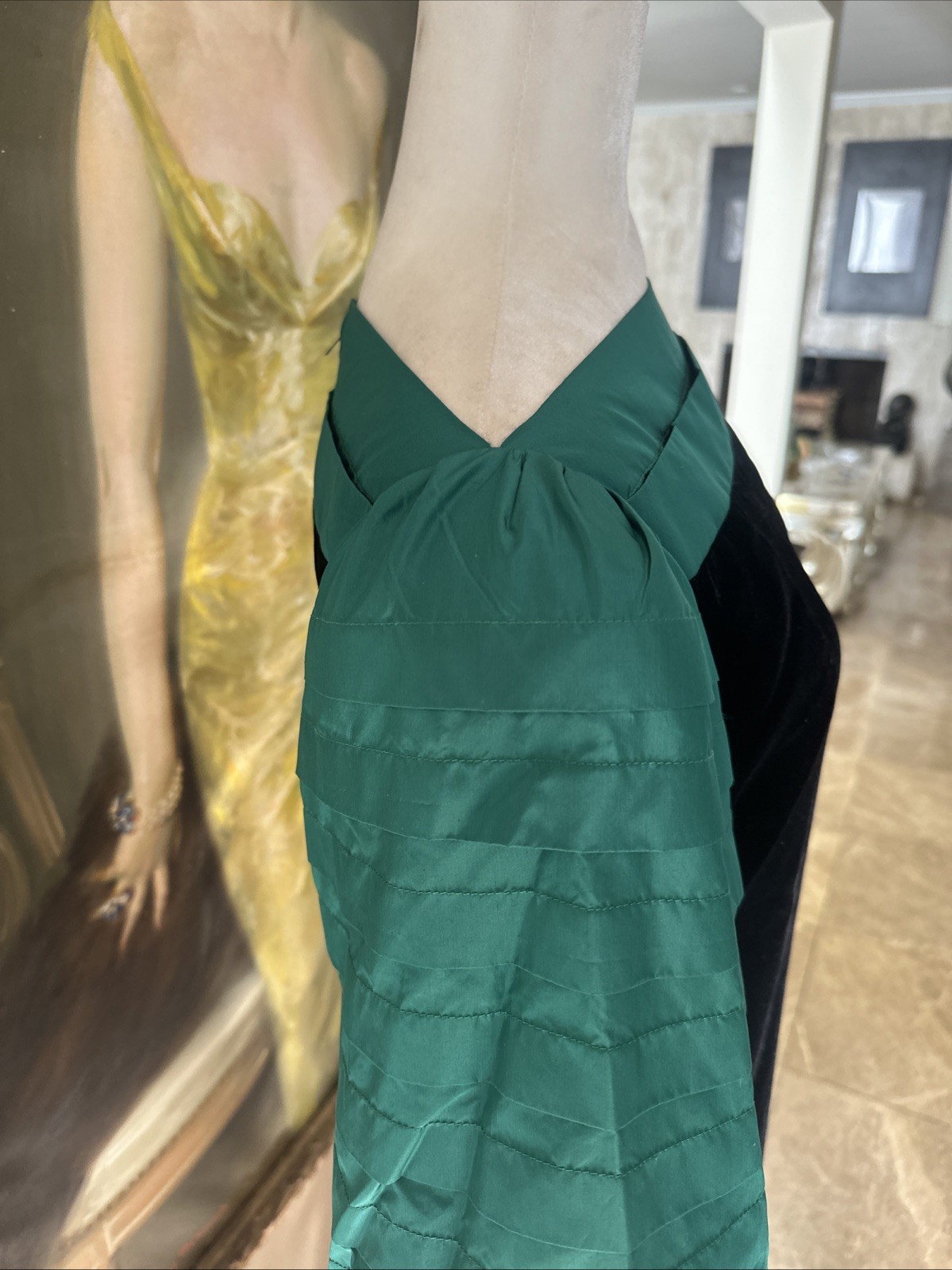 Nina Ricci Haute Boutique 70s Black Velvet & Green Taffeta Cocktail Sheath 42