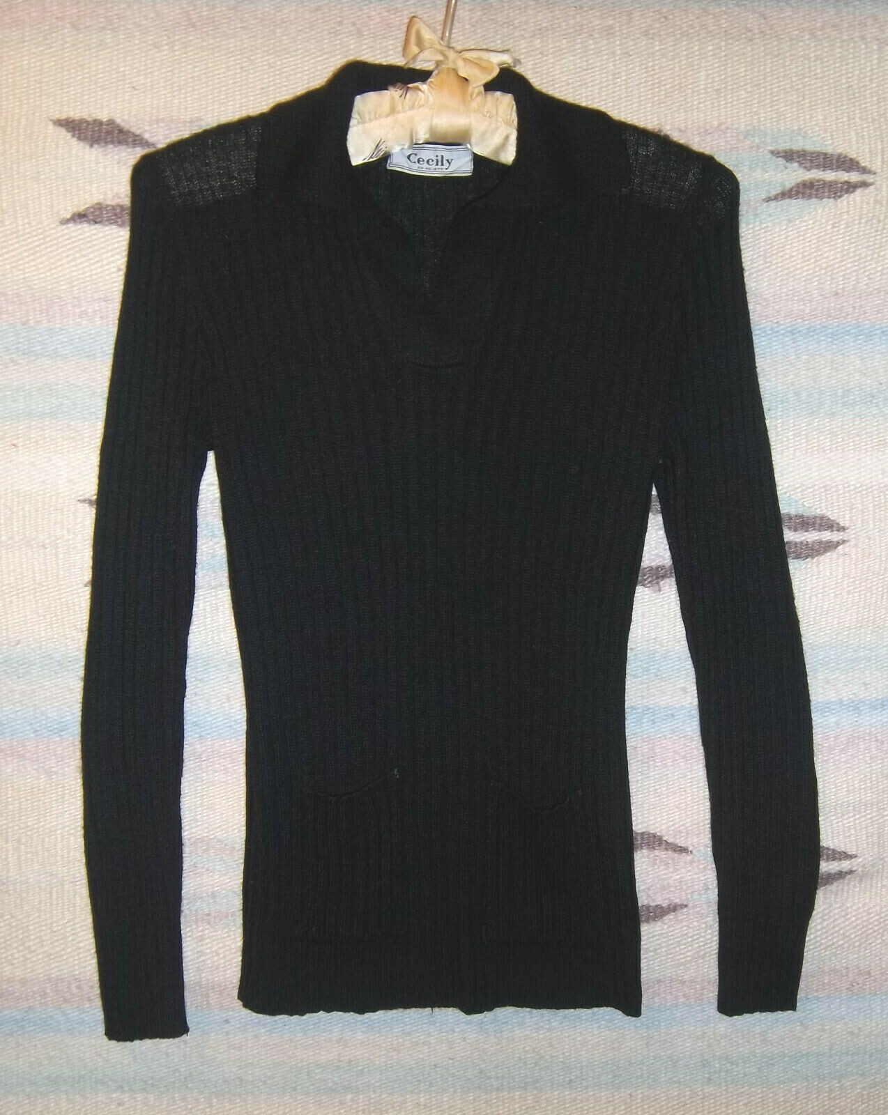 Vintage 70’s Cecily Black Tunic Sweater Top Size XS/S Pockets MoD