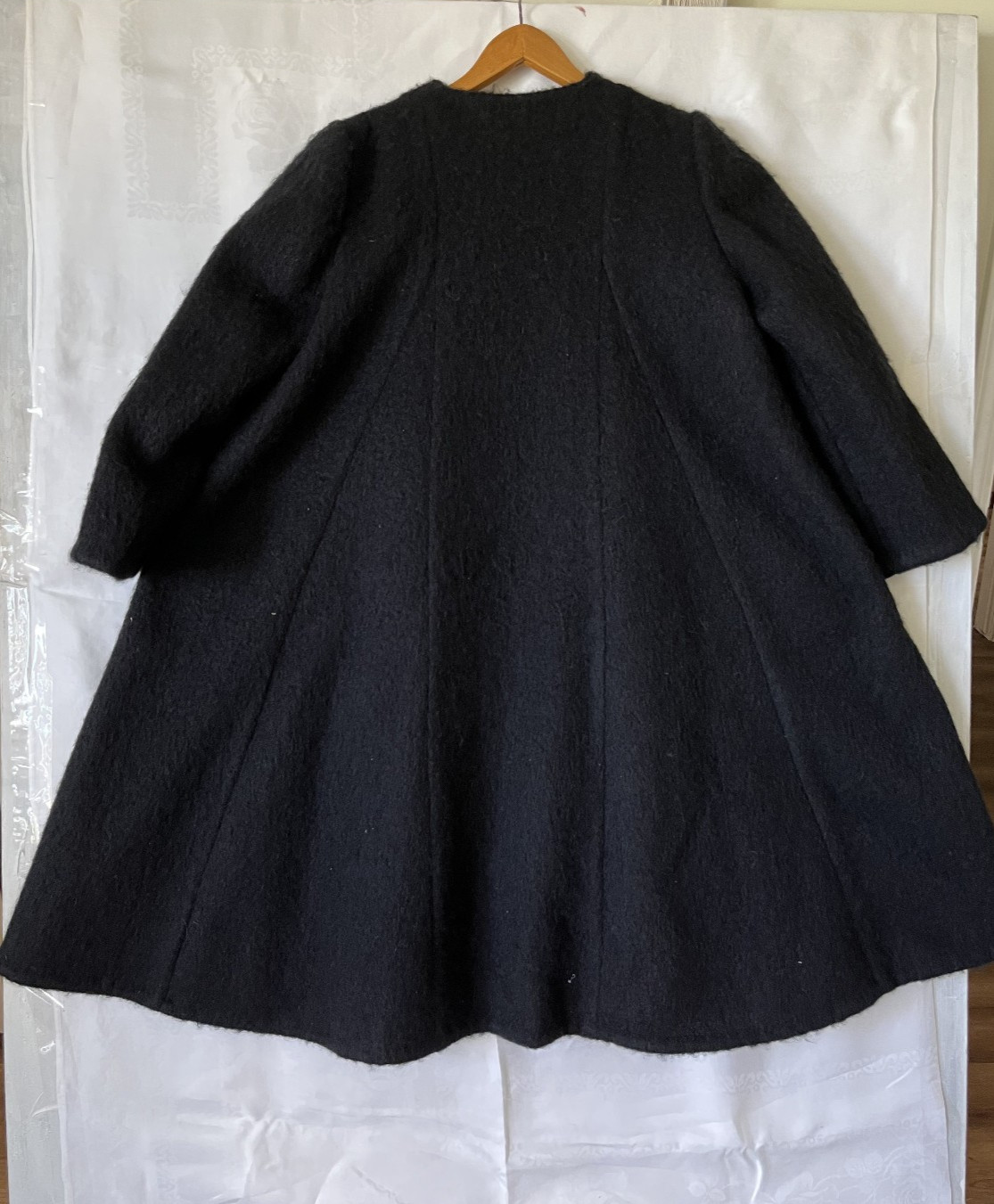 Pauline Trigere Couture Evening Wear Vintage Black Mohair Swing Coat Open Front