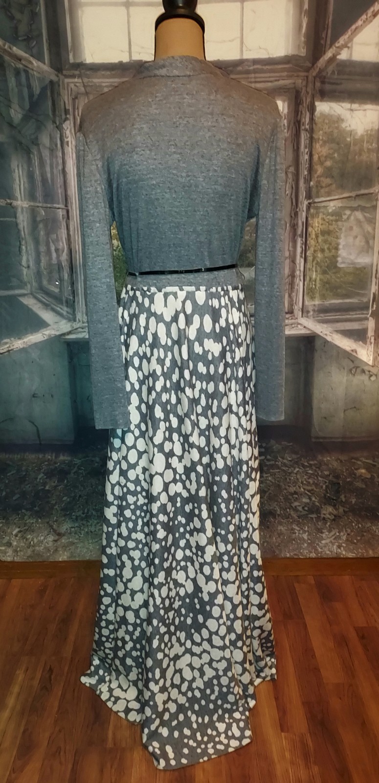 Vintage 1970s Mollie Parnis Boutique A-Line Knit Maxi Dress with Shawl S/M