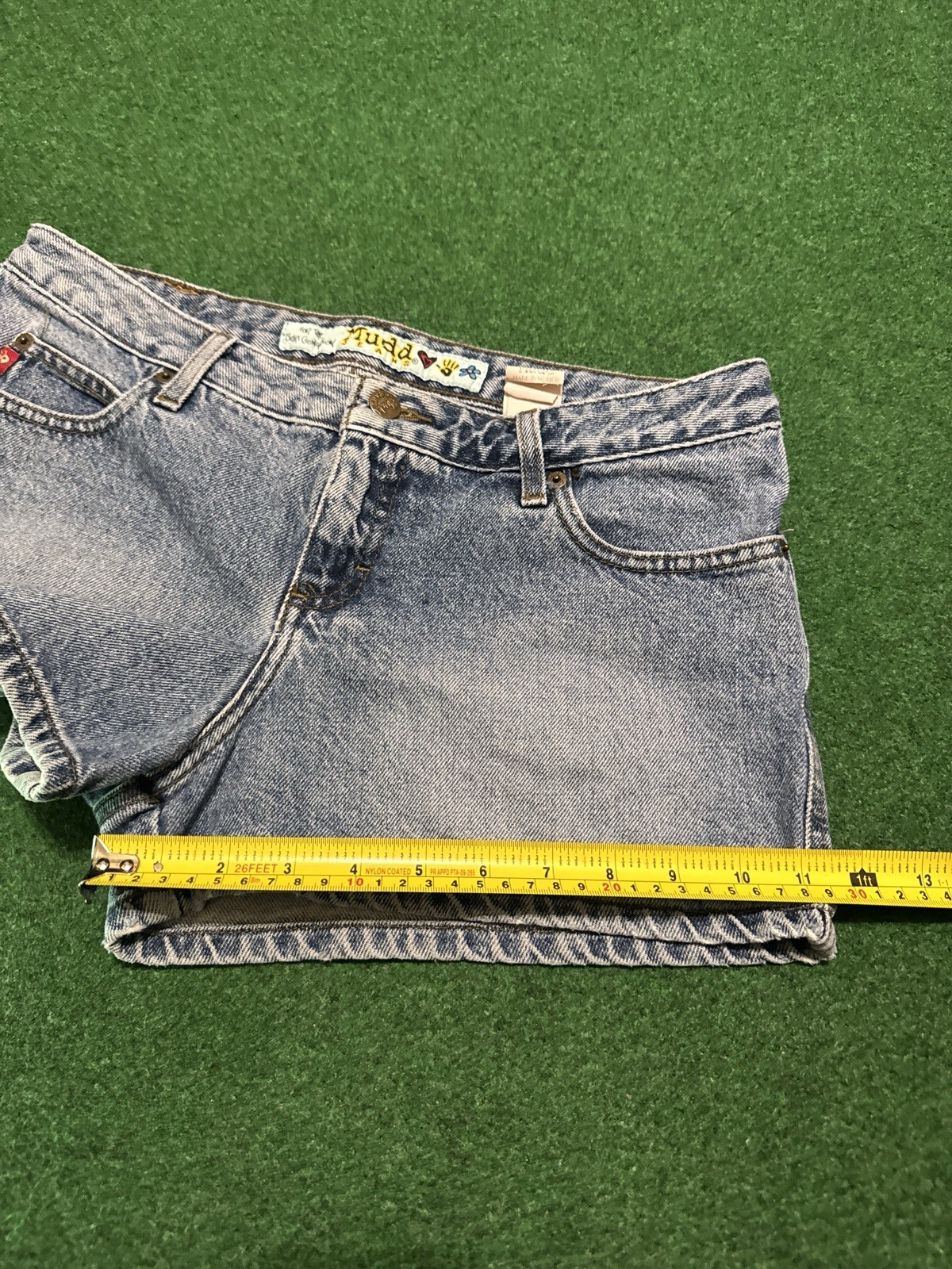 Mudd Vintage Denim Shorts Womens 13 32 Waist 3” Jorts 90s Y2K Hip Hop Grunge