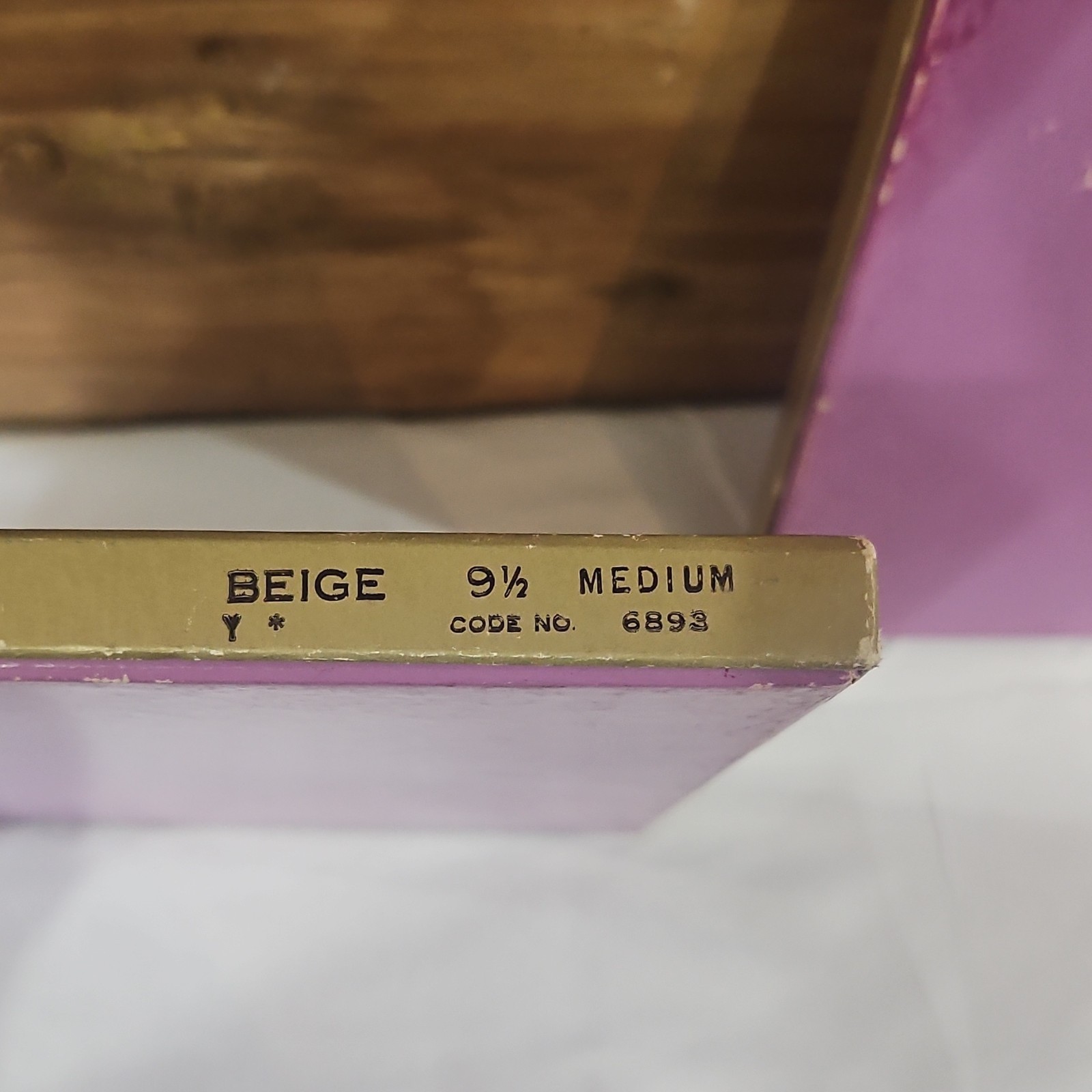 Vintage Fling Fatigue Relieving Support Hosiery Seamless Beige 8½ & 9½ Med NIB