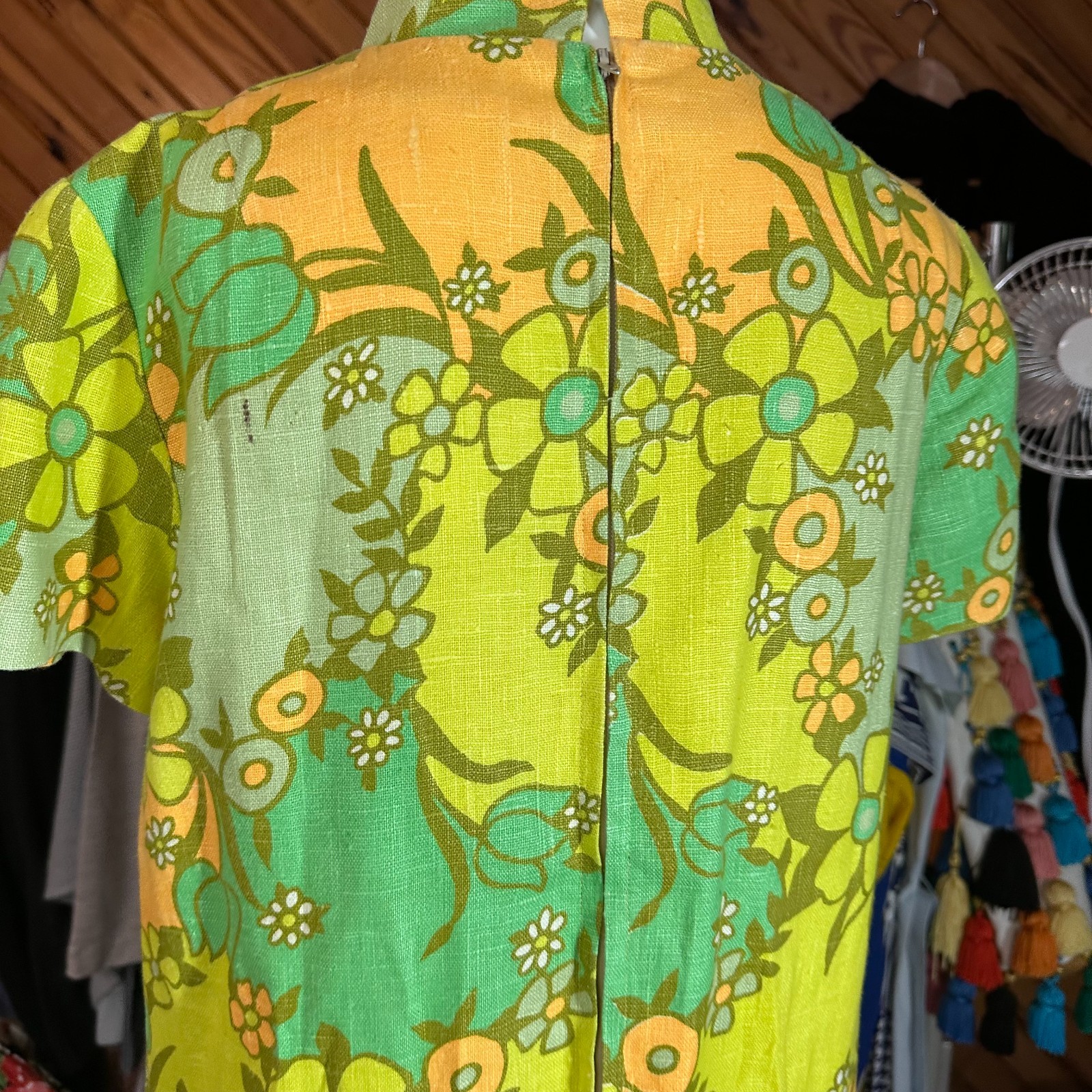 Vintage 60s Womens Sheath Dress S/M Neon Flower Power Short Sleeve Mod Hippie