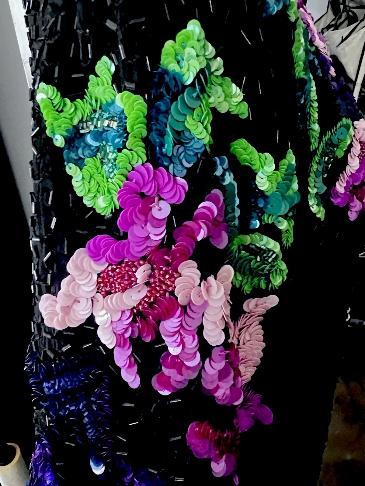 Stunning sequinned & CHAMANI beaded 80s open jacket top. Hook And Eye Closers
