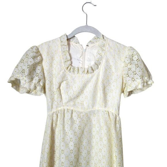 VINTAGE 70’s union made butter yellow white eyelet floral maxi dress size 5