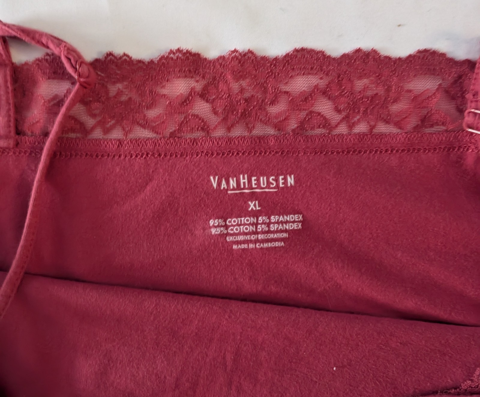 VTG Cami Top Maroon XL Van Heusen VTG Lace Trim Y2K Babydol Fairy Coquette Strap