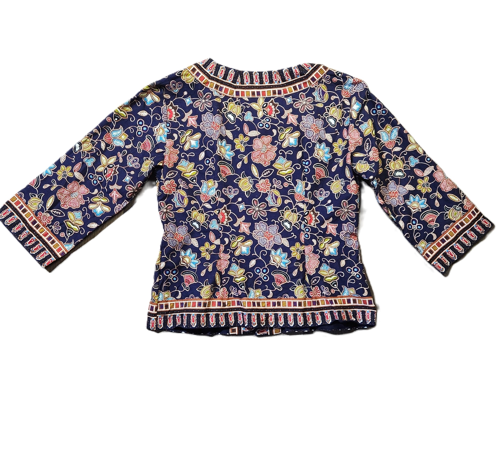 Womens Singapore Asian Flight Attendant Floral Snap Front Blouse Size 36 Small